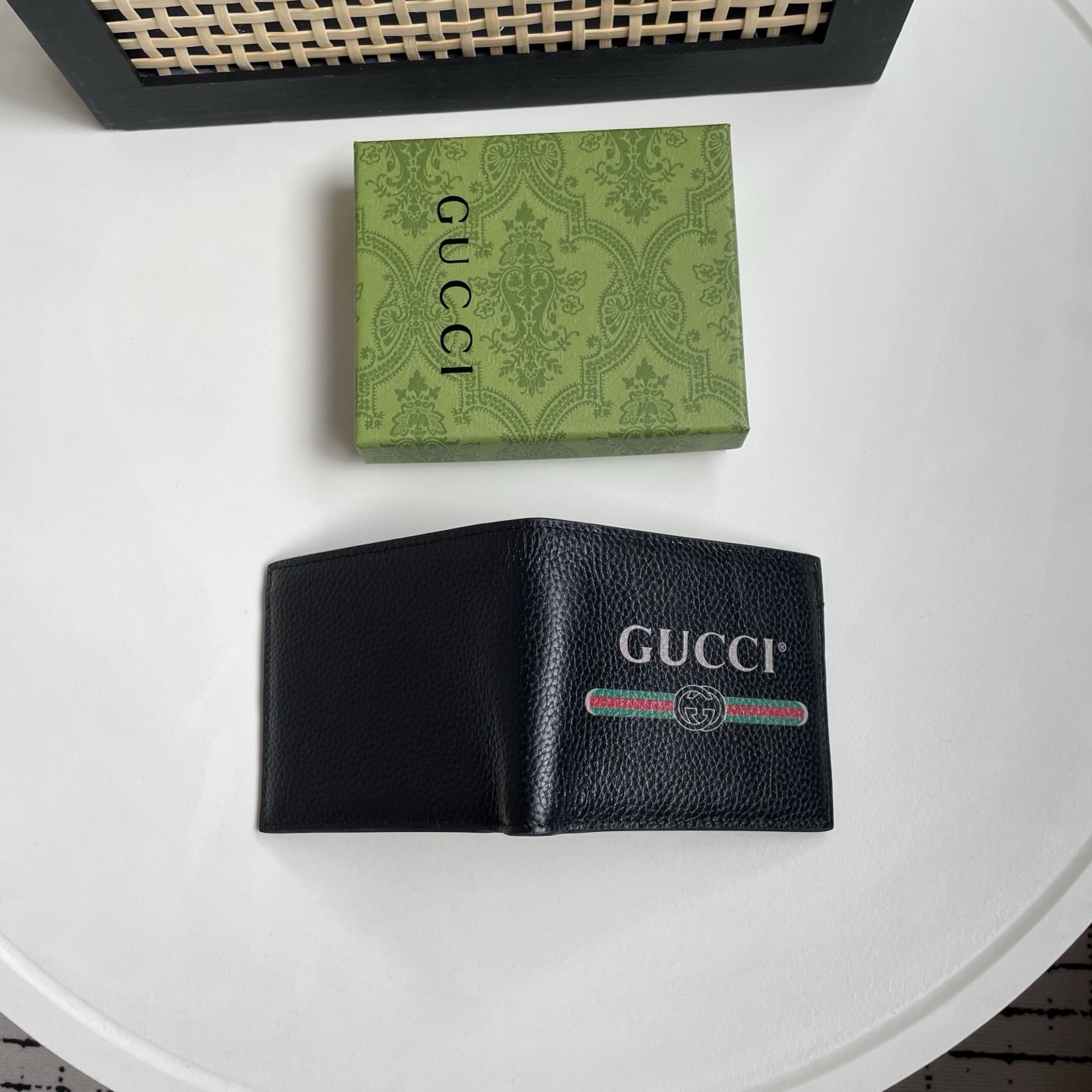 Gucci 原單 古馳男士錢包 黑色粒面皮革 GUCCI Logo 印花短夾