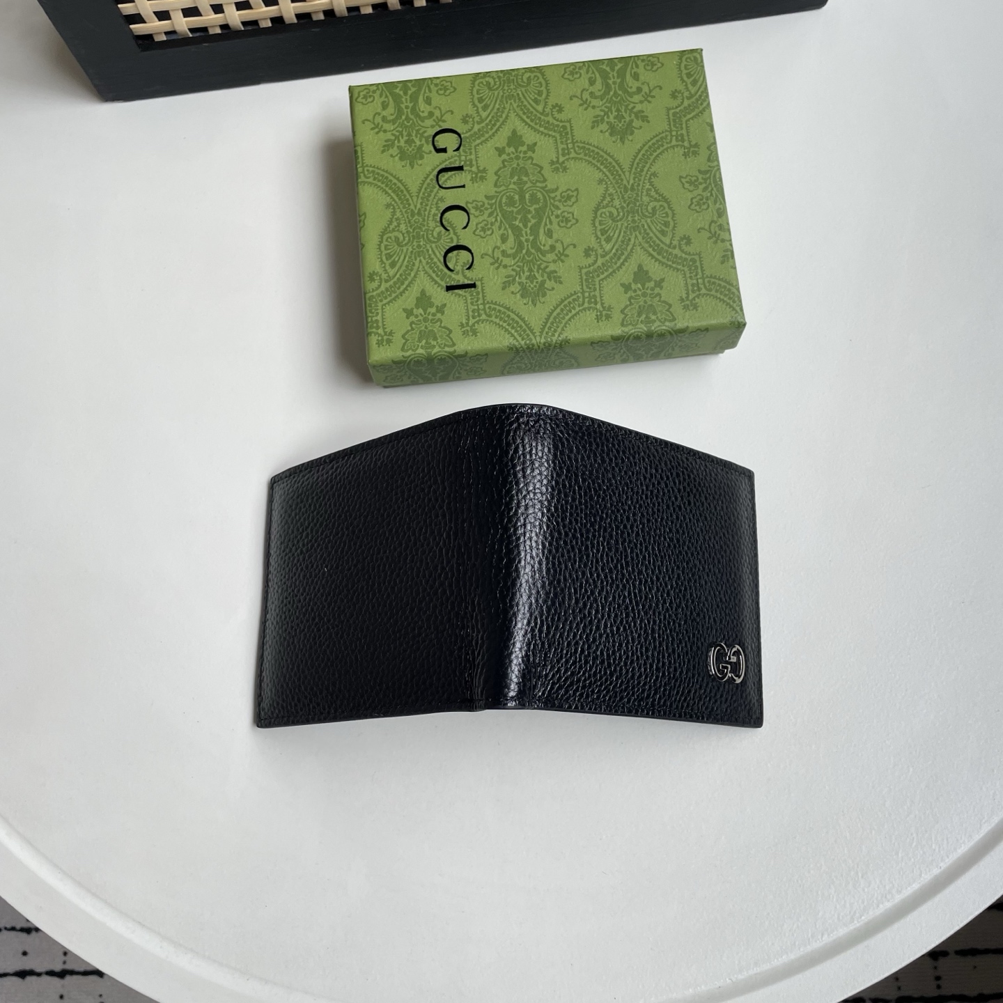 高仿 Gucci 古馳男士錢包 黑色粒面皮革迷你 GG 金屬標短夾| 11 高仿 Gucci 古馳男士錢包 黑色粒面皮革迷你 GG 金屬標短夾