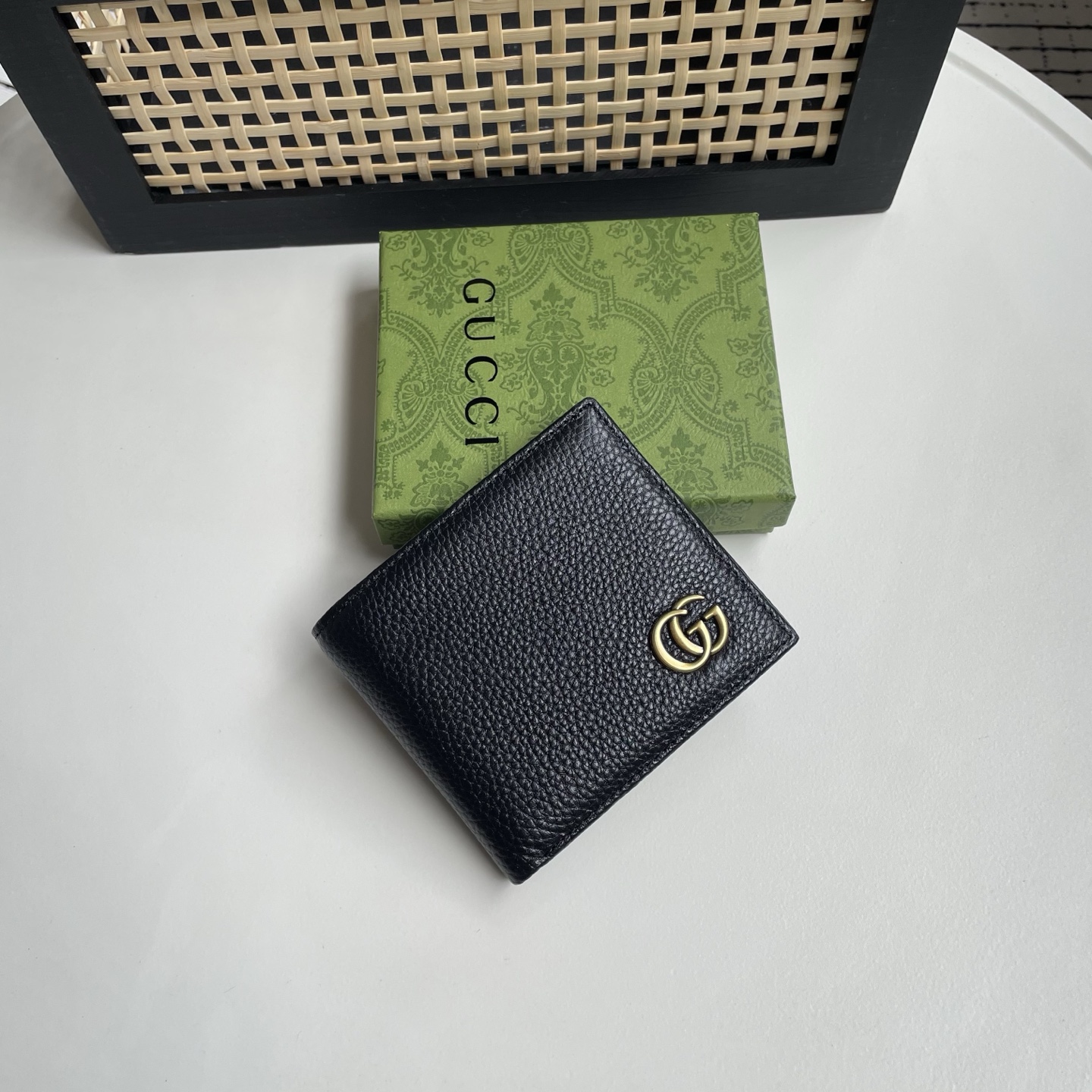 Gucci 一比一 古馳男士錢包 黑色粒面皮革金色雙G標誌對折短夾| 13 Gucci 一比一 古馳男士錢包 黑色粒面皮革金色雙G標誌對折短夾