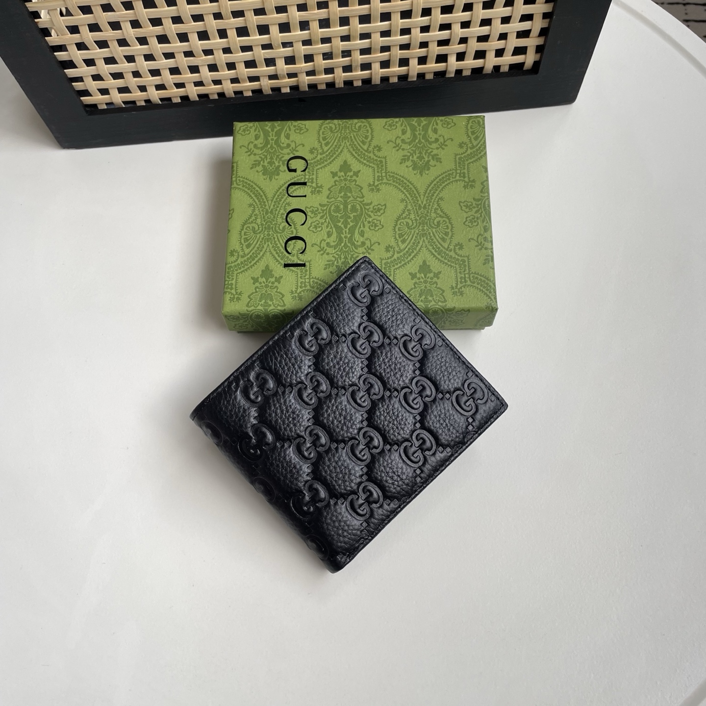 Gucci 高仿 古馳男士錢包 黑色粒面皮革滿版 GG 壓紋對折短夾