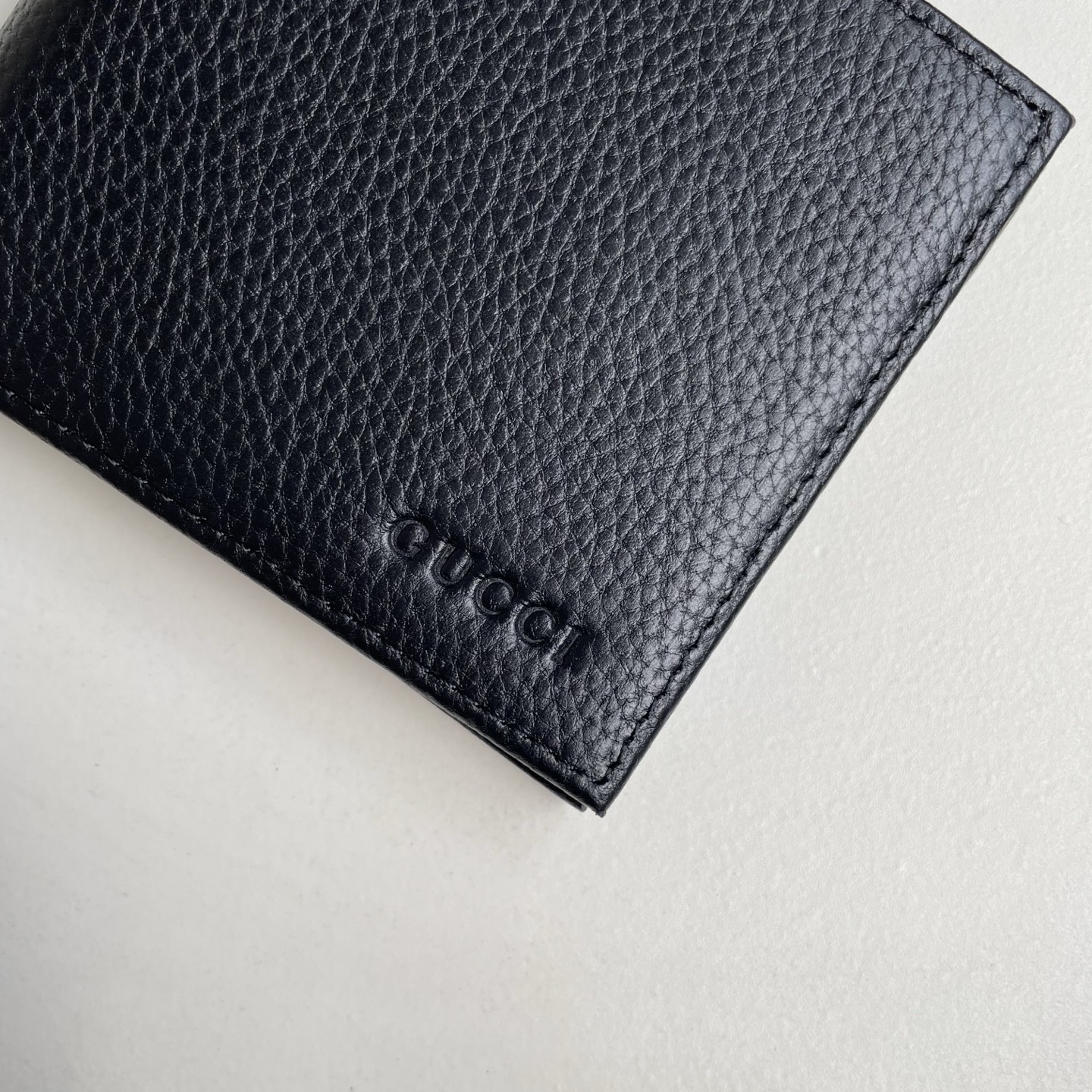 Gucci A貨 古馳男士短夾 黑色粒面皮革同色 GUCCI 字母對折錢包| 9 Gucci A貨 古馳男士短夾 黑色粒面皮革同色 GUCCI 字母對折錢包