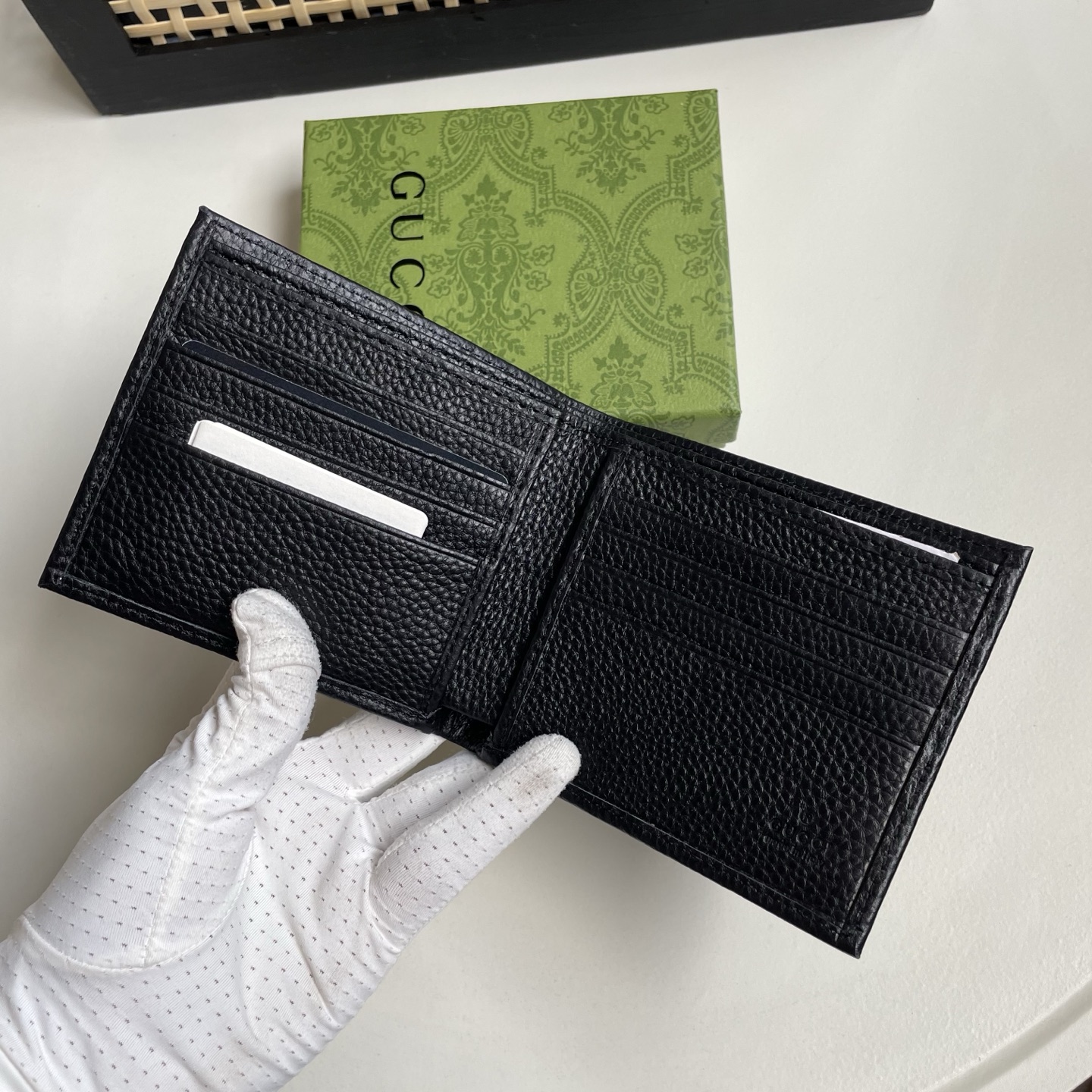 Gucci A貨 古馳男士短夾 黑色粒面皮革同色 GUCCI 字母對折錢包| 7 Gucci A貨 古馳男士短夾 黑色粒面皮革同色 GUCCI 字母對折錢包