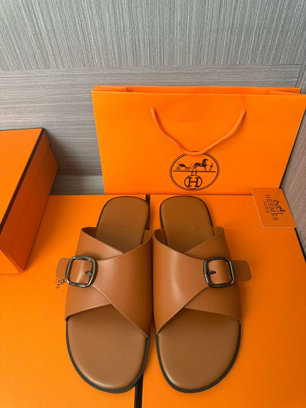 Hermès A貨 男女款扣帶交叉皮革涼拖 焦糖暖色