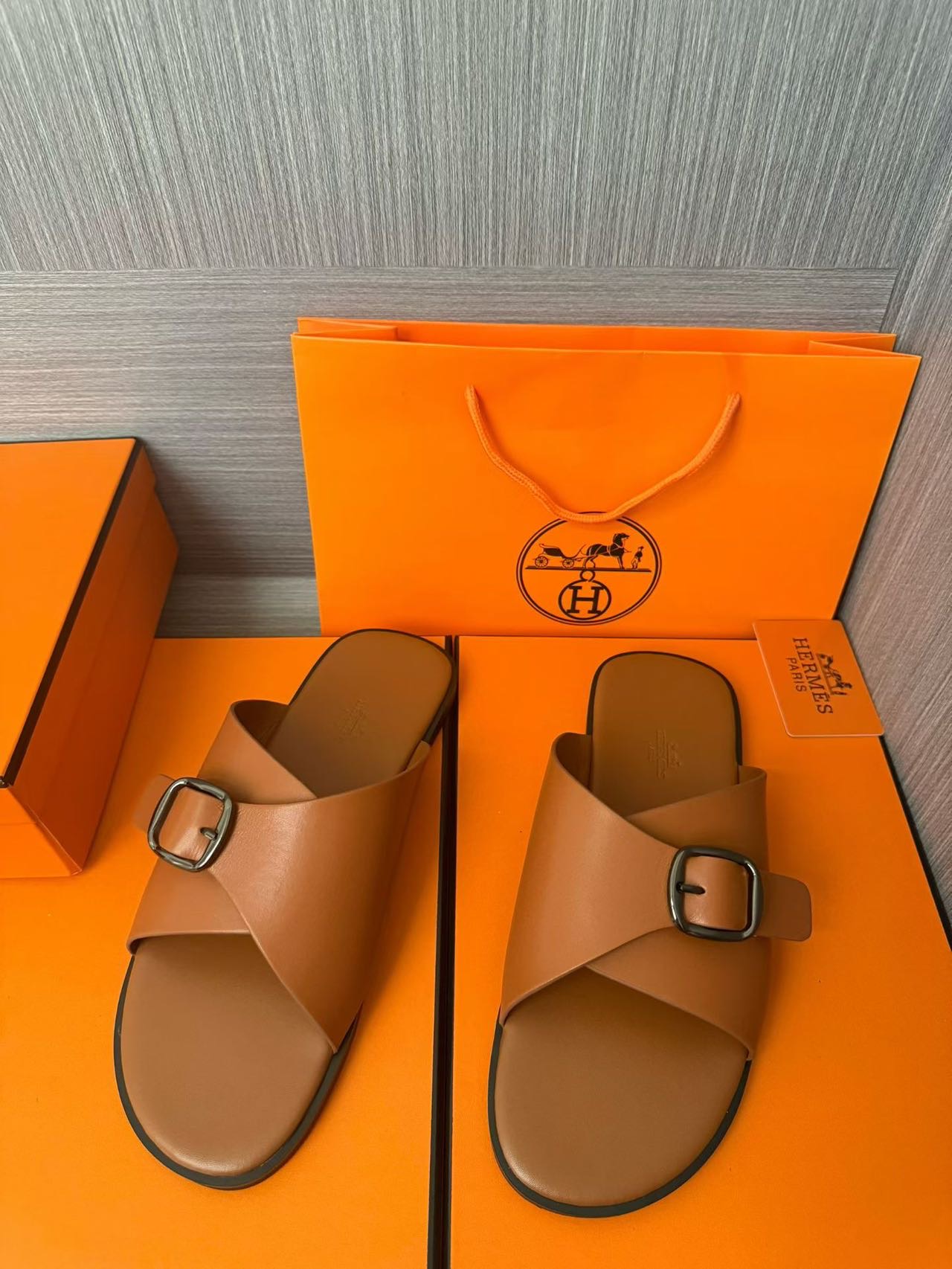 Hermès A貨 男女款扣帶交叉皮革涼拖 焦糖暖色