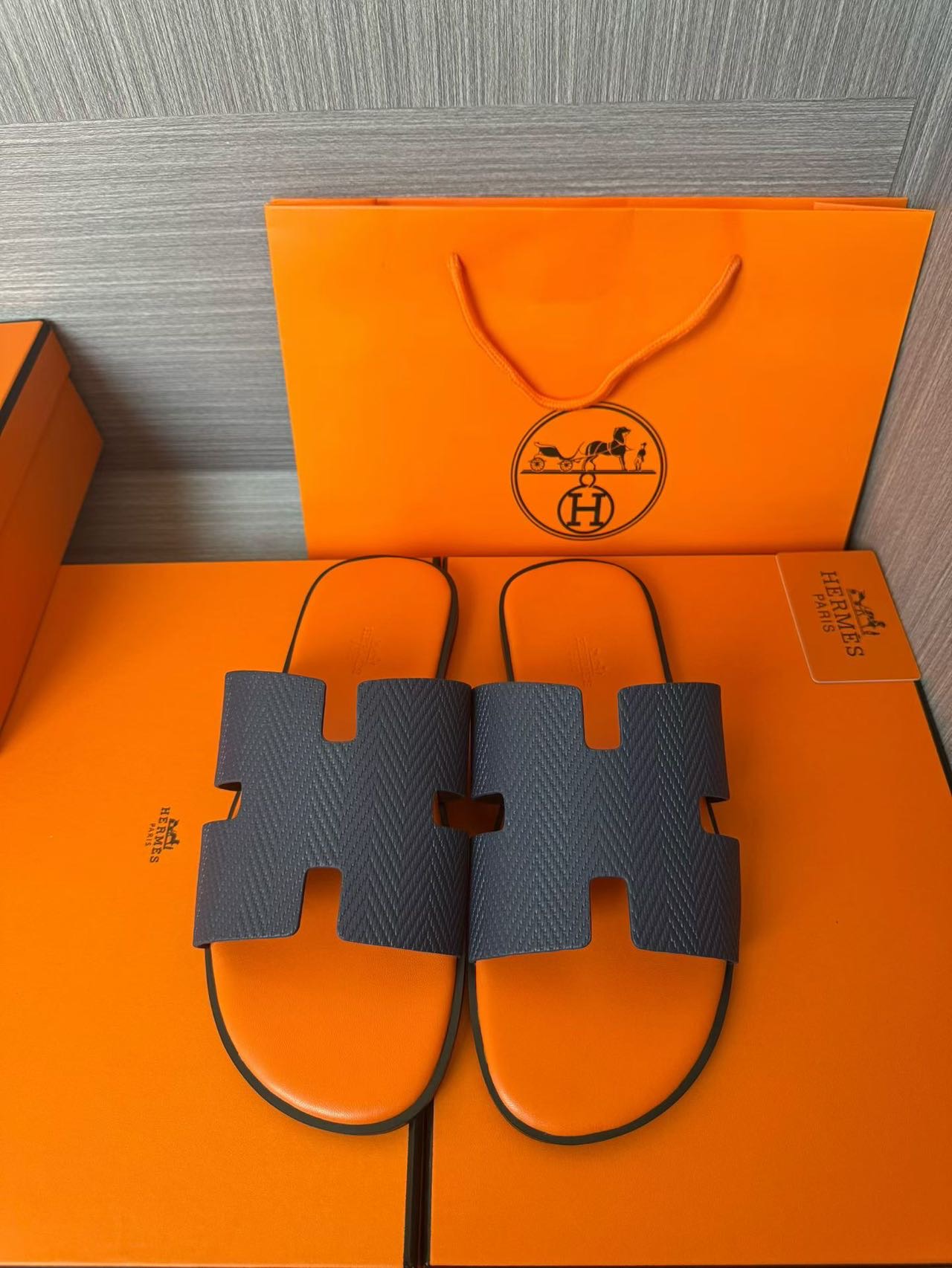 Hermès 原單 男女款 H 型壓紋皮革涼拖 橘灰對比