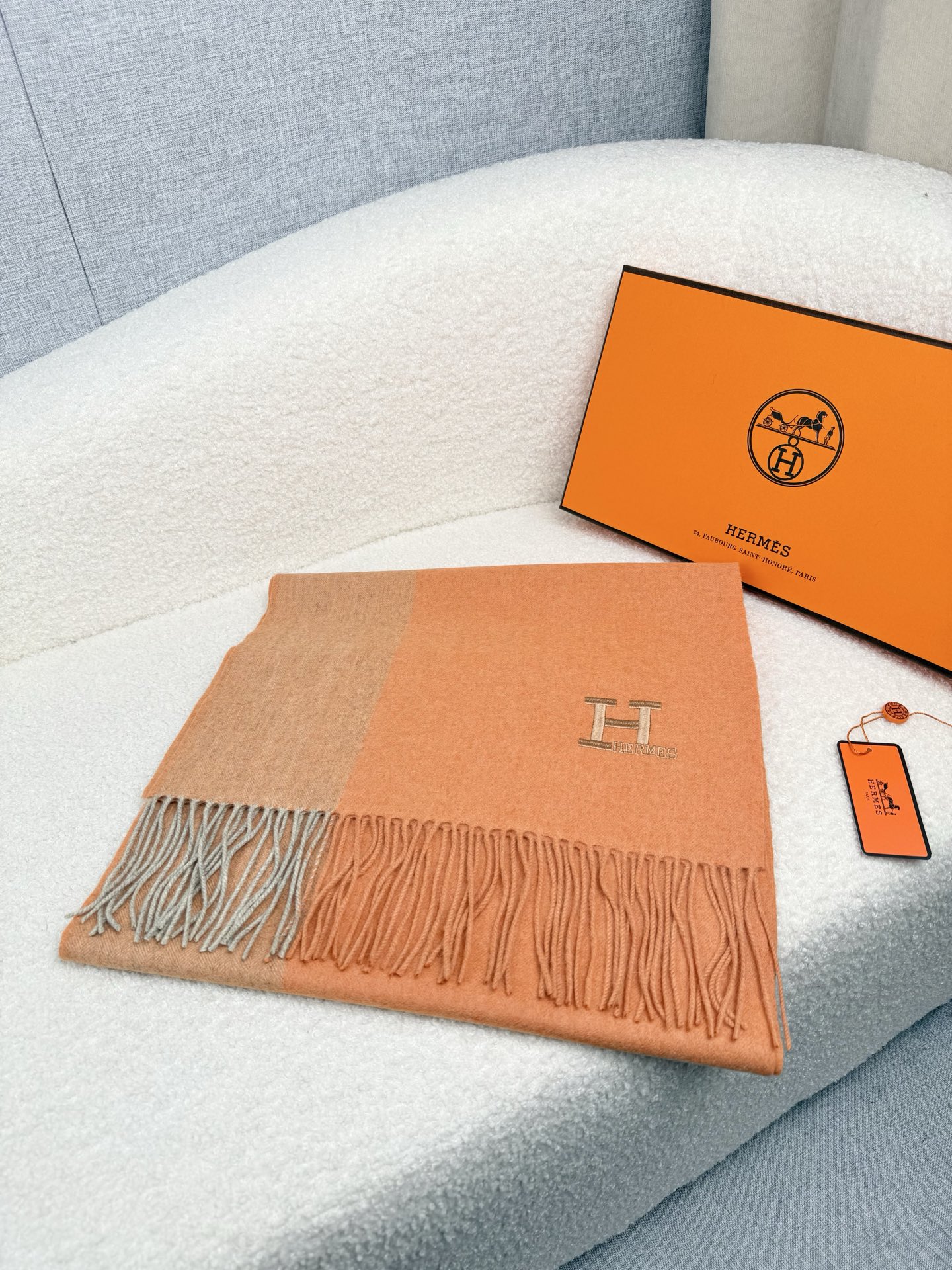 Hermès 高仿圍巾 橙色拼色羊絨披肩 秋冬保暖百搭款