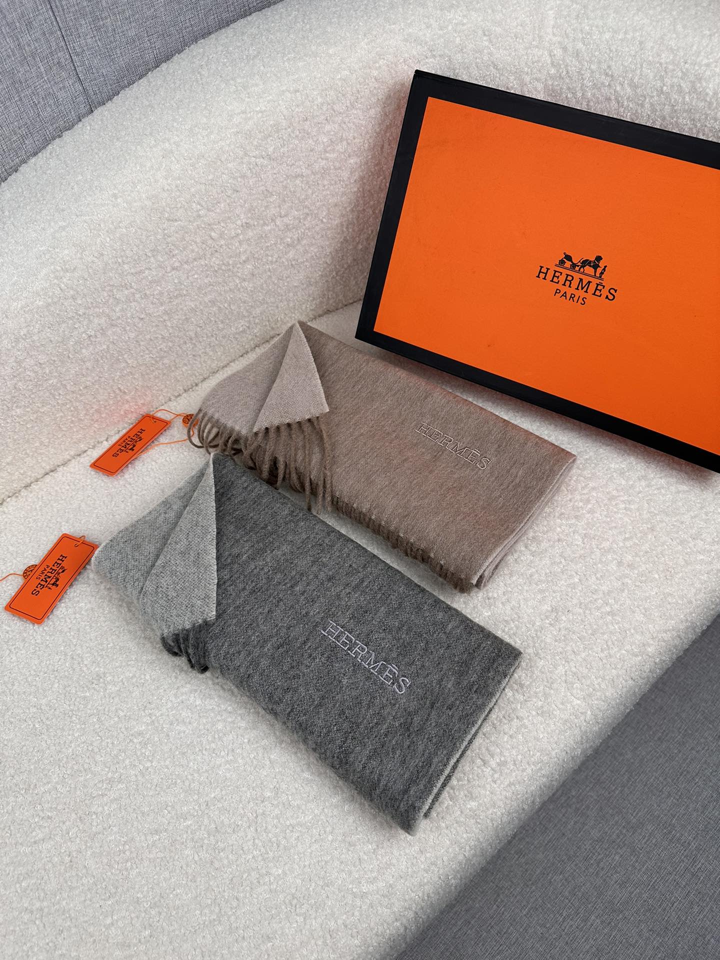 Hermès 一比一圍巾 雙面咖色羊絨披肩 高級質感款| 7 Hermès 一比一圍巾 雙面咖色羊絨披肩 高級質感款