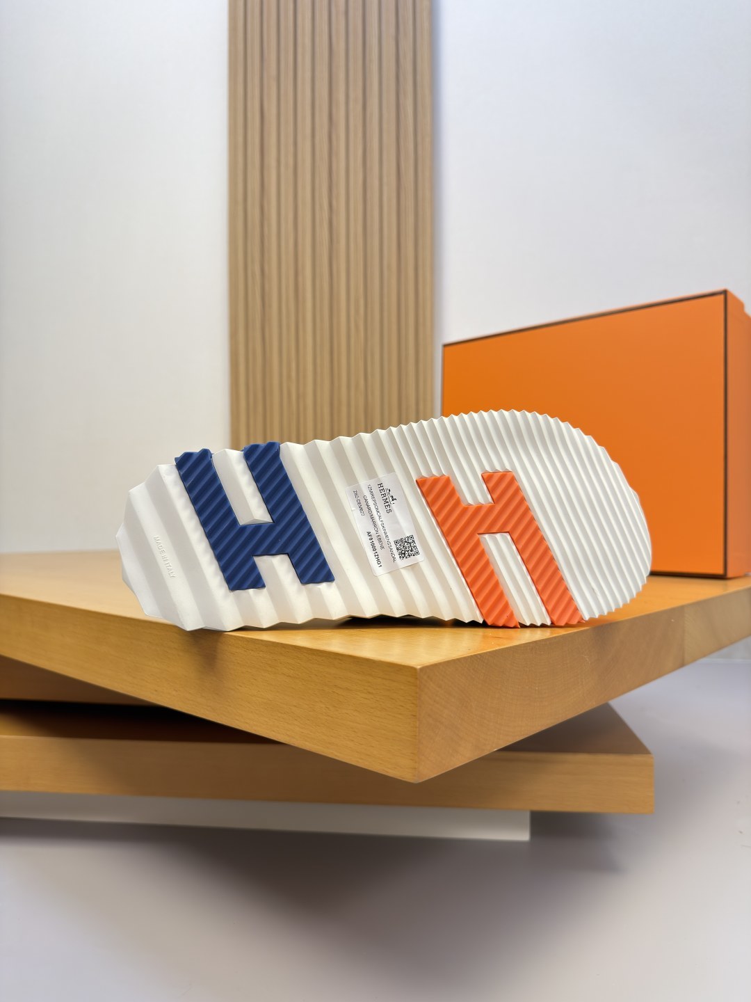 Hermès 爱马仕 高仿 交叉拼色凉拖 男士时尚休闲拖鞋| 7 Hermès 爱马仕 高仿 交叉拼色凉拖 男士时尚休闲拖鞋