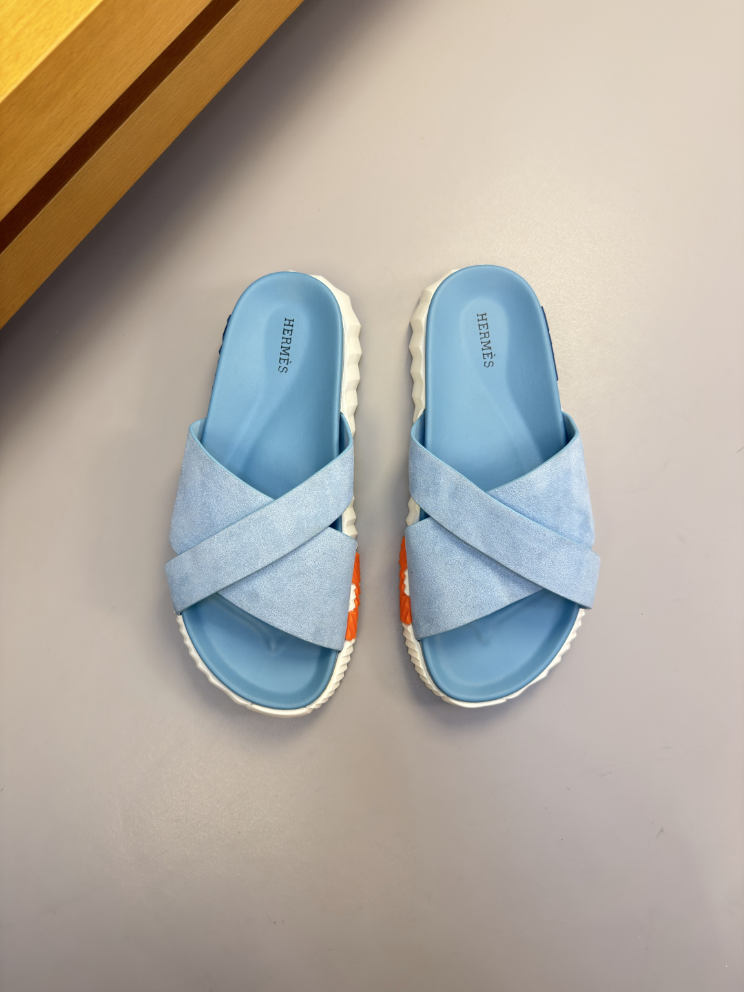Hermès 爱马仕 高仿 浅蓝交叉凉拖 男士清爽舒适拖鞋