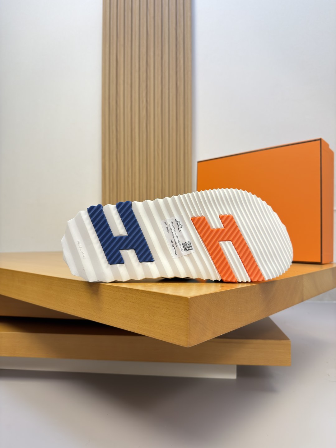 Hermès 爱马仕 高仿 浅蓝交叉凉拖 男士清爽舒适拖鞋| 7 Hermès 爱马仕 高仿 浅蓝交叉凉拖 男士清爽舒适拖鞋