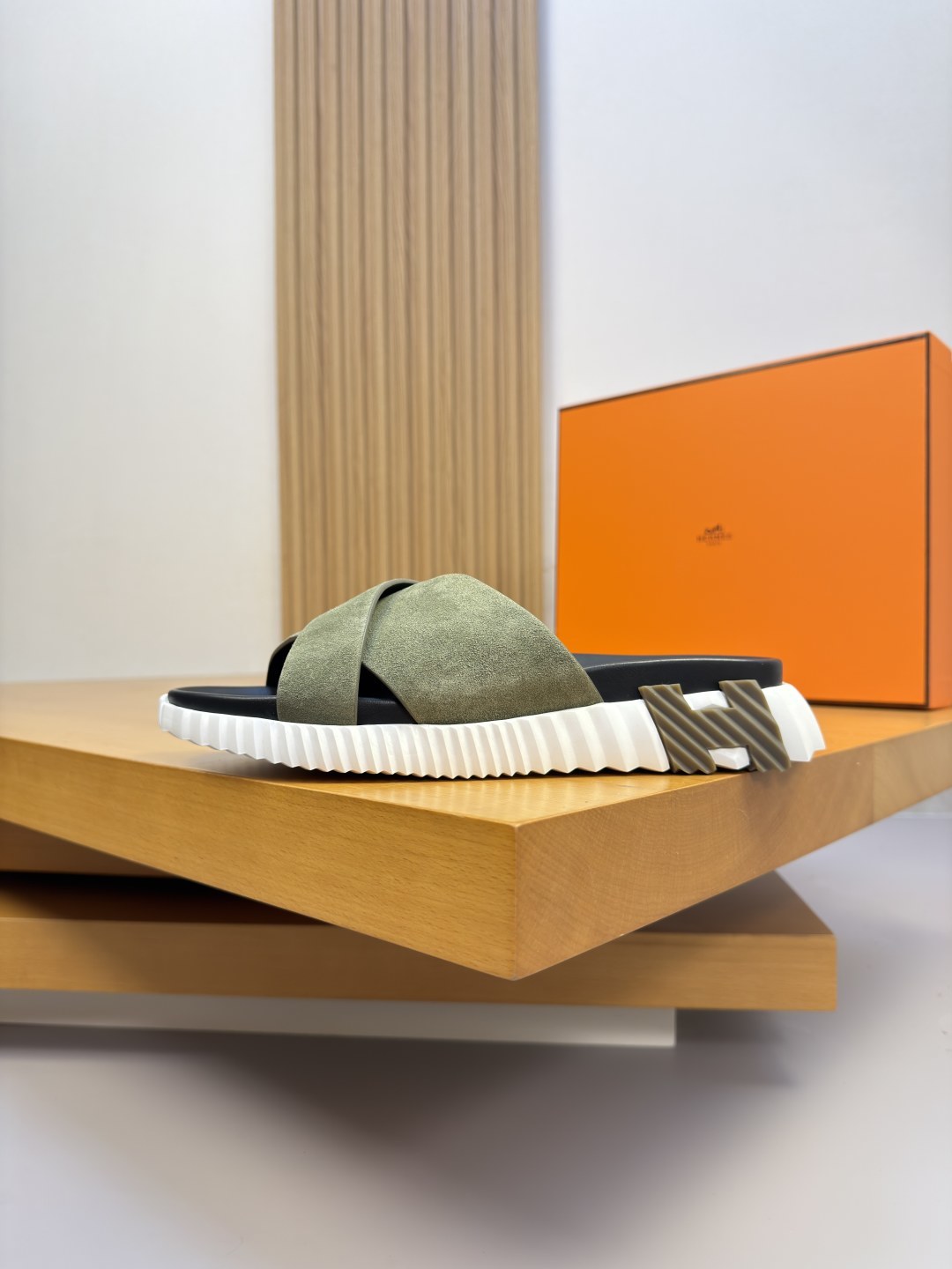 Hermès 愛馬仕 高仿 軍綠交叉涼拖 男士休閒百搭拖鞋| 11 Hermès 愛馬仕 高仿 軍綠交叉涼拖 男士休閒百搭拖鞋