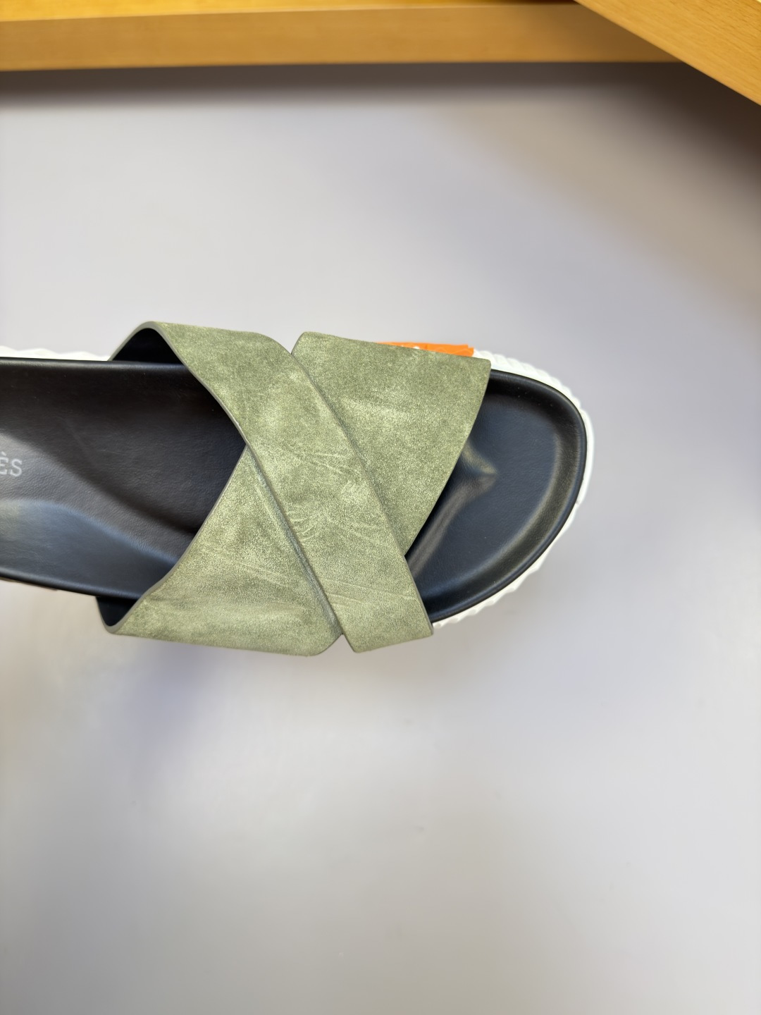 Hermès 愛馬仕 高仿 軍綠交叉涼拖 男士休閒百搭拖鞋| 10 Hermès 愛馬仕 高仿 軍綠交叉涼拖 男士休閒百搭拖鞋