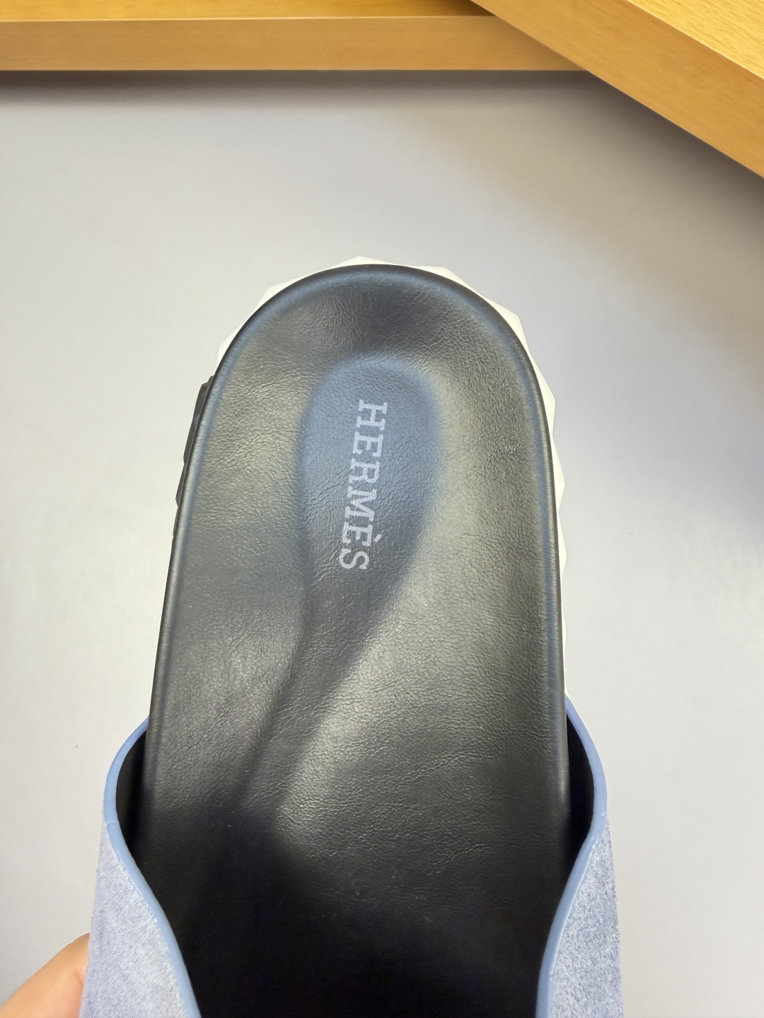 Hermès 愛馬仕 高仿 藍灰交叉涼拖 男士簡約百搭拖鞋| 8 Hermès 愛馬仕 高仿 藍灰交叉涼拖 男士簡約百搭拖鞋