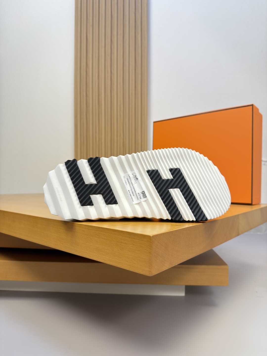Hermès 愛馬仕 高仿 淺灰交叉涼拖 男士簡約休閒拖鞋