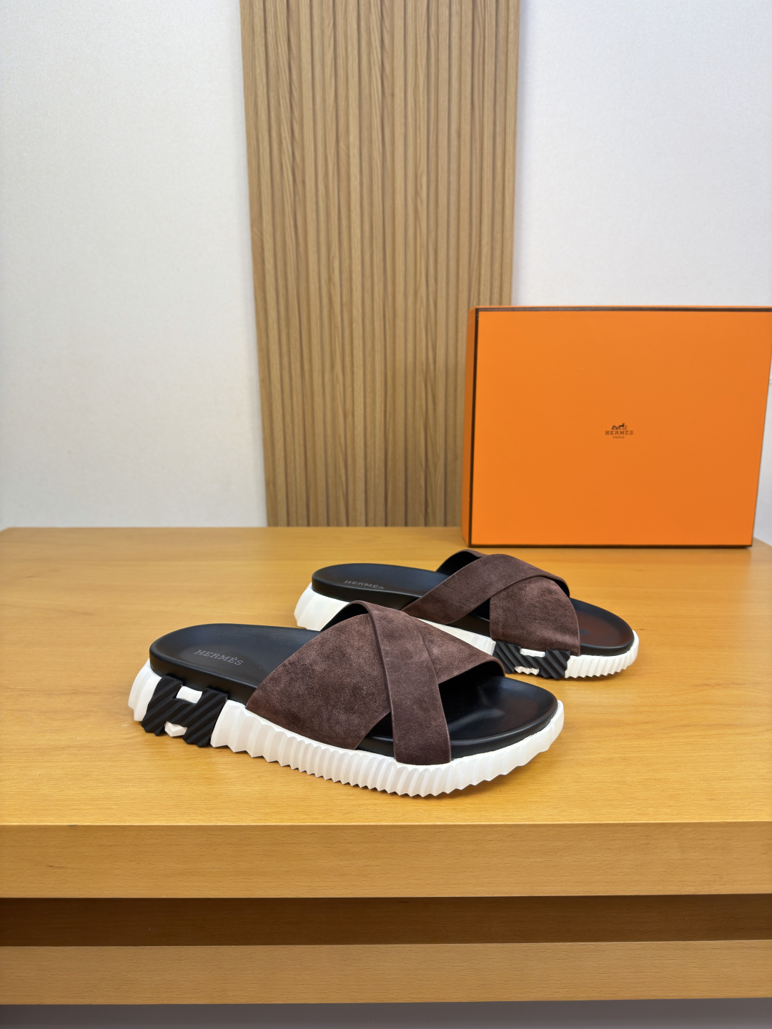 Hermès 愛馬仕 高仿 棕色交叉涼拖 男士經典休閒拖鞋