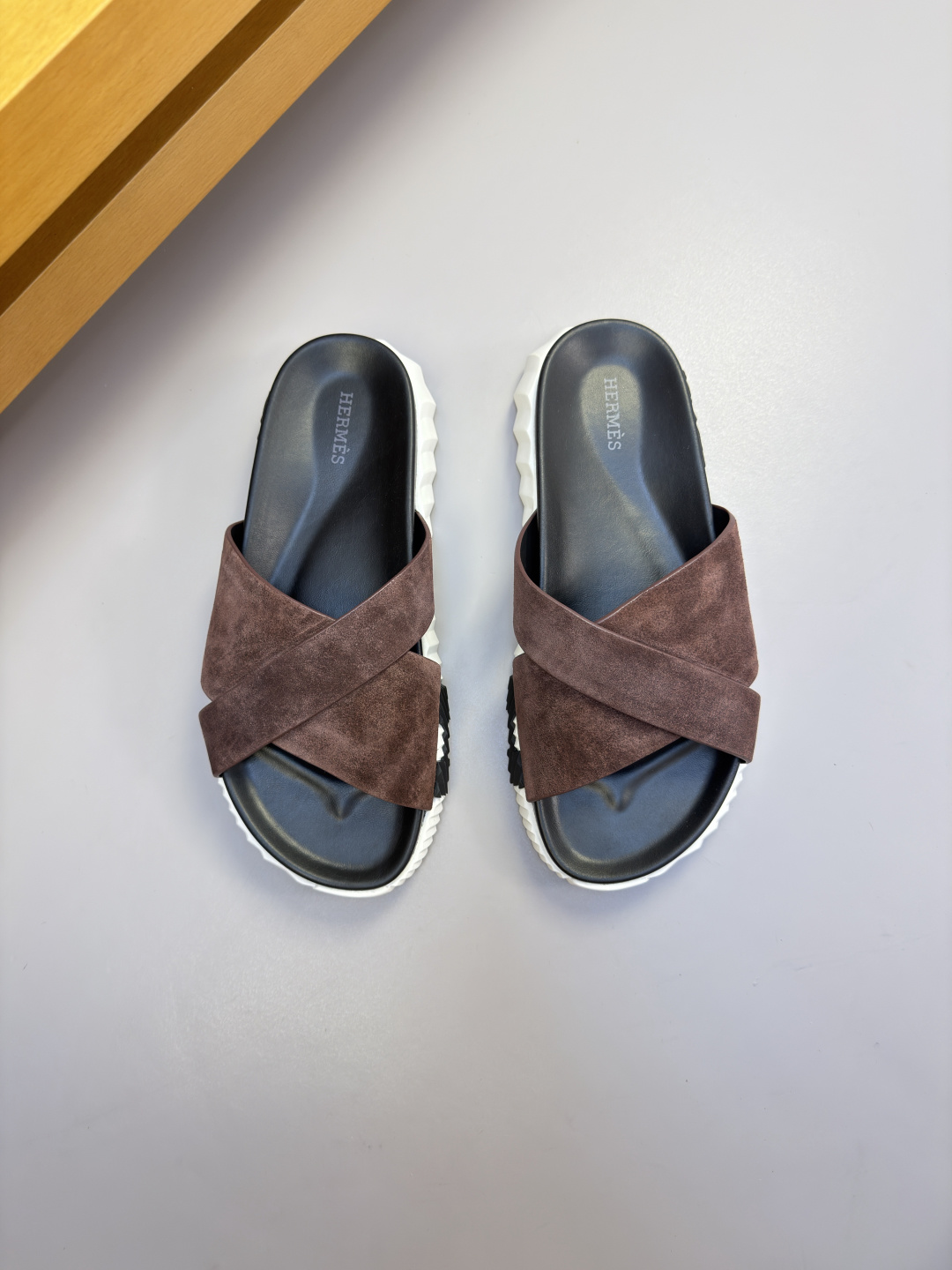 Hermès 愛馬仕 高仿 棕色交叉涼拖 男士經典休閒拖鞋