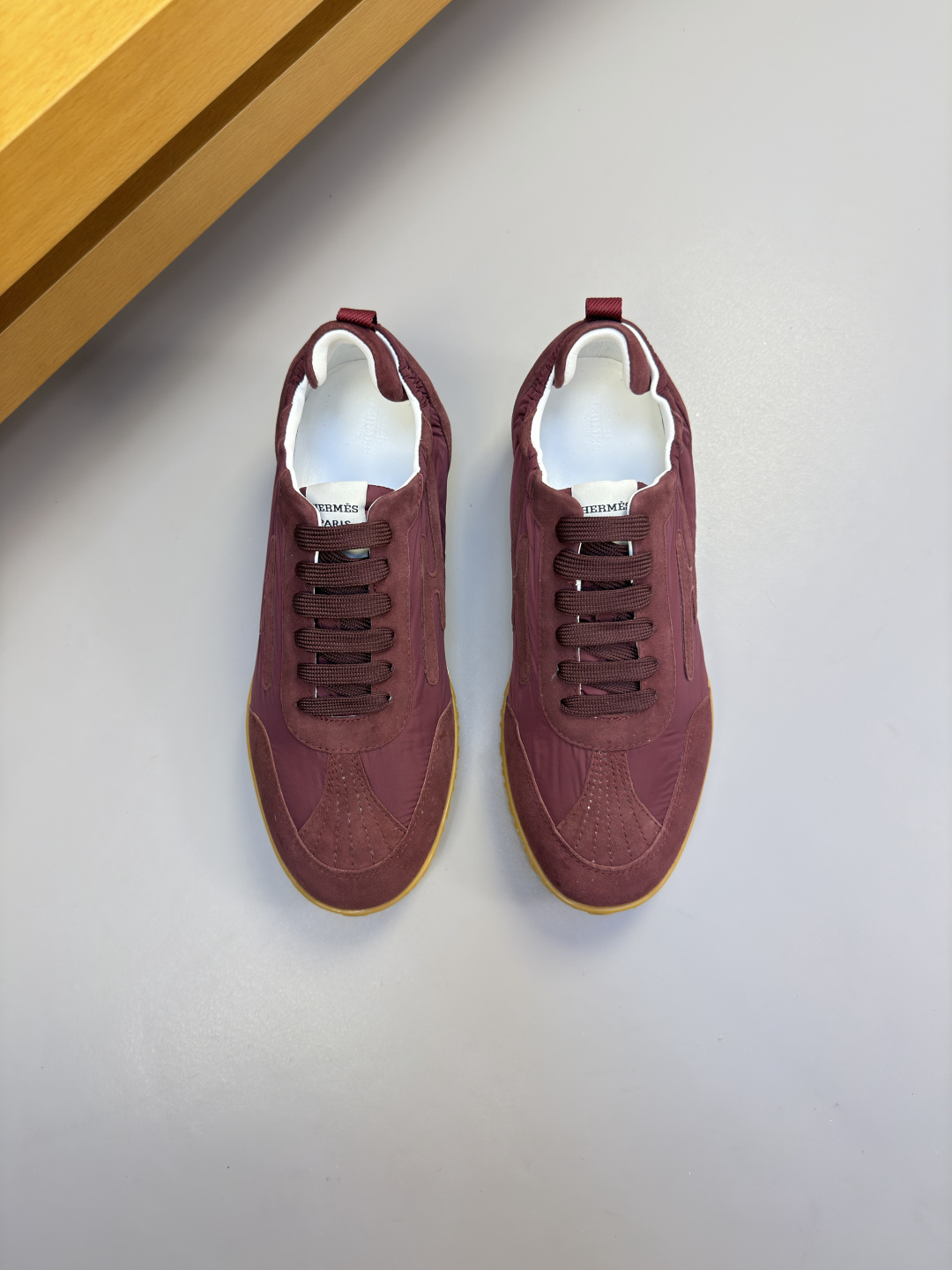 Hermès A貨 男女款 Bouncing 酒紅運動鞋 復古質感| 14 Hermès A貨 男女款 Bouncing 酒紅運動鞋 復古質感
