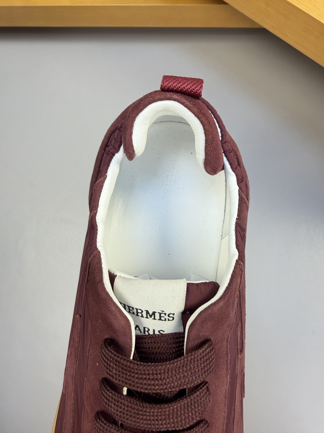 Hermès A貨 男女款 Bouncing 酒紅運動鞋 復古質感| 9 Hermès A貨 男女款 Bouncing 酒紅運動鞋 復古質感