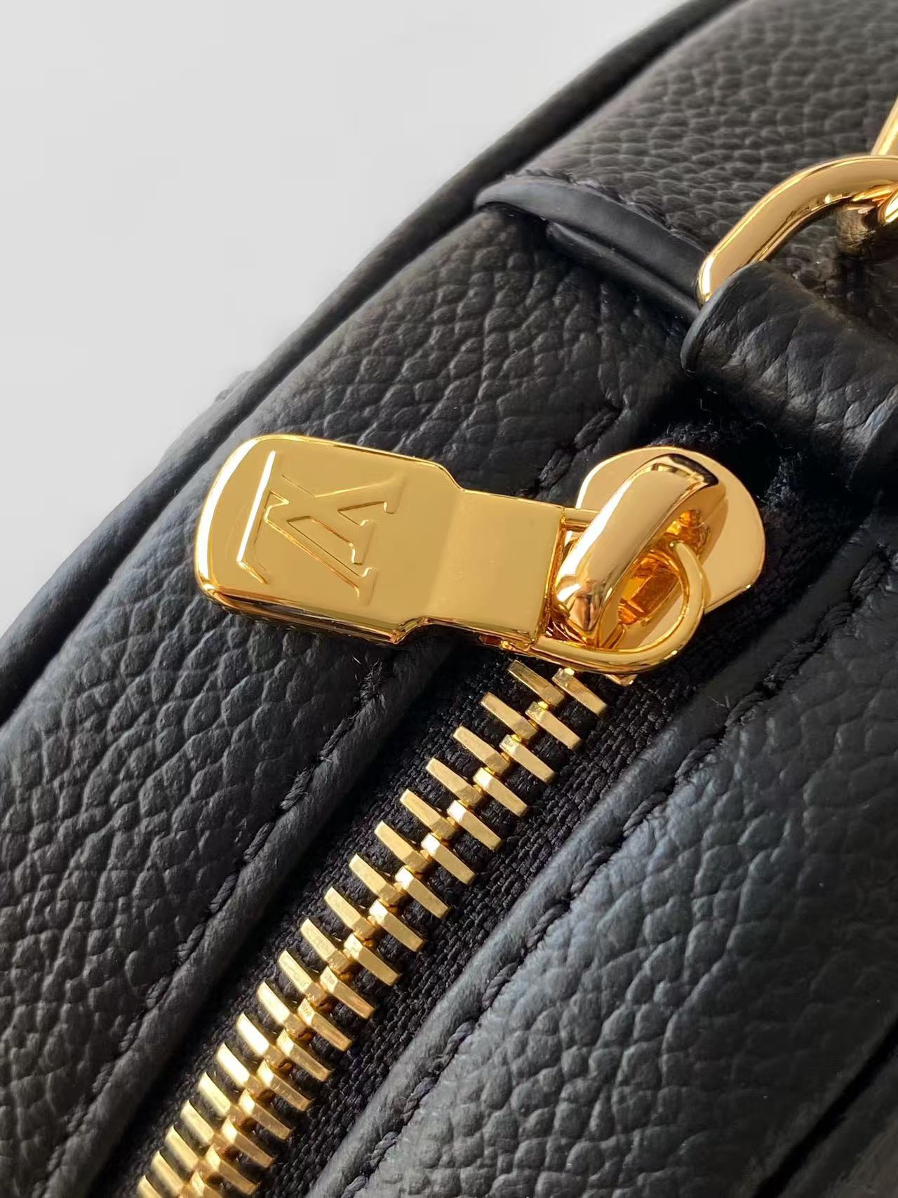 LV 原單壓花皮革小方包 黑色高級單肩斜挎包| 9 LV 原單壓花皮革小方包 黑色高級單肩斜挎包