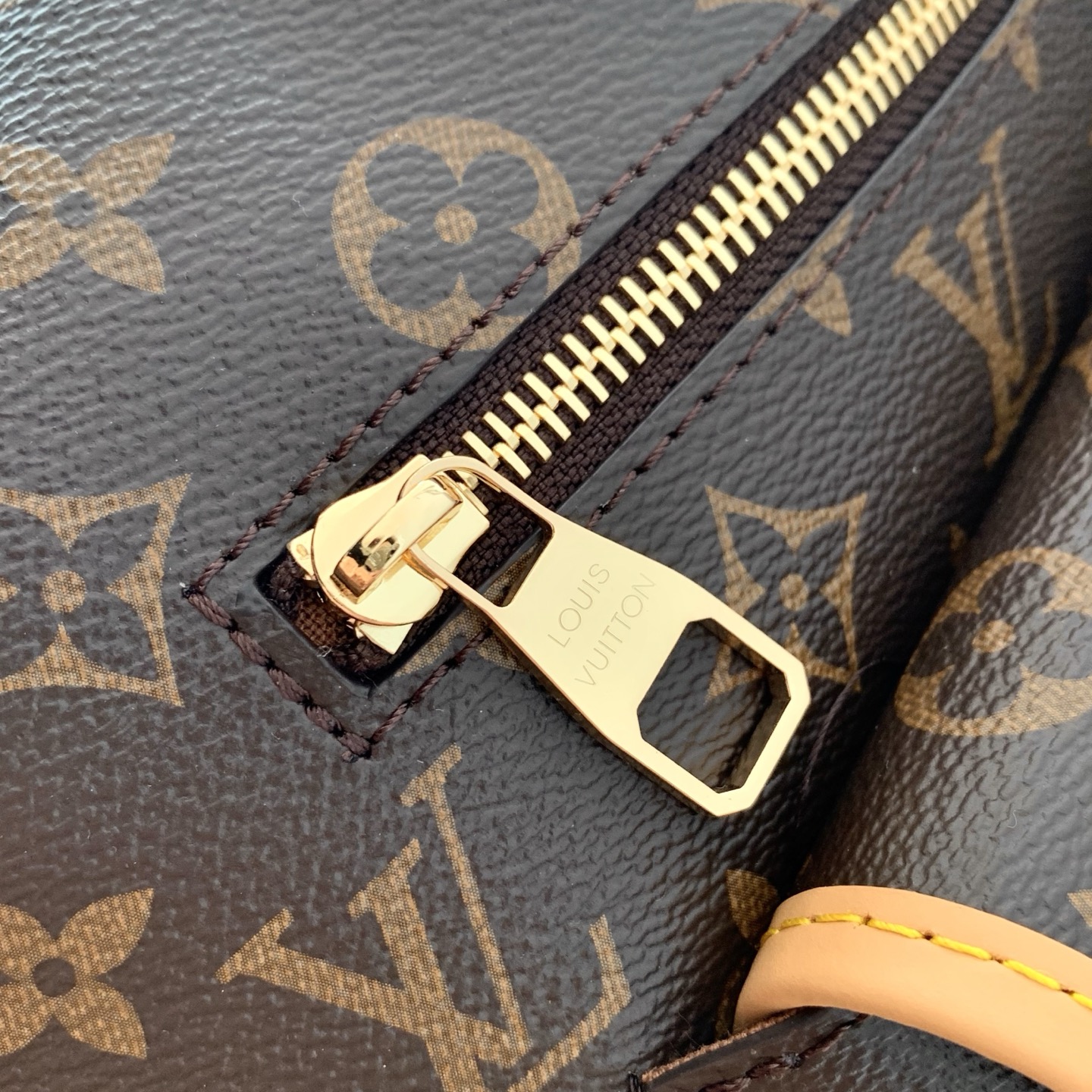 LV 高仿 Monogram 老花多口袋托特包 大容量經典棕色手提包