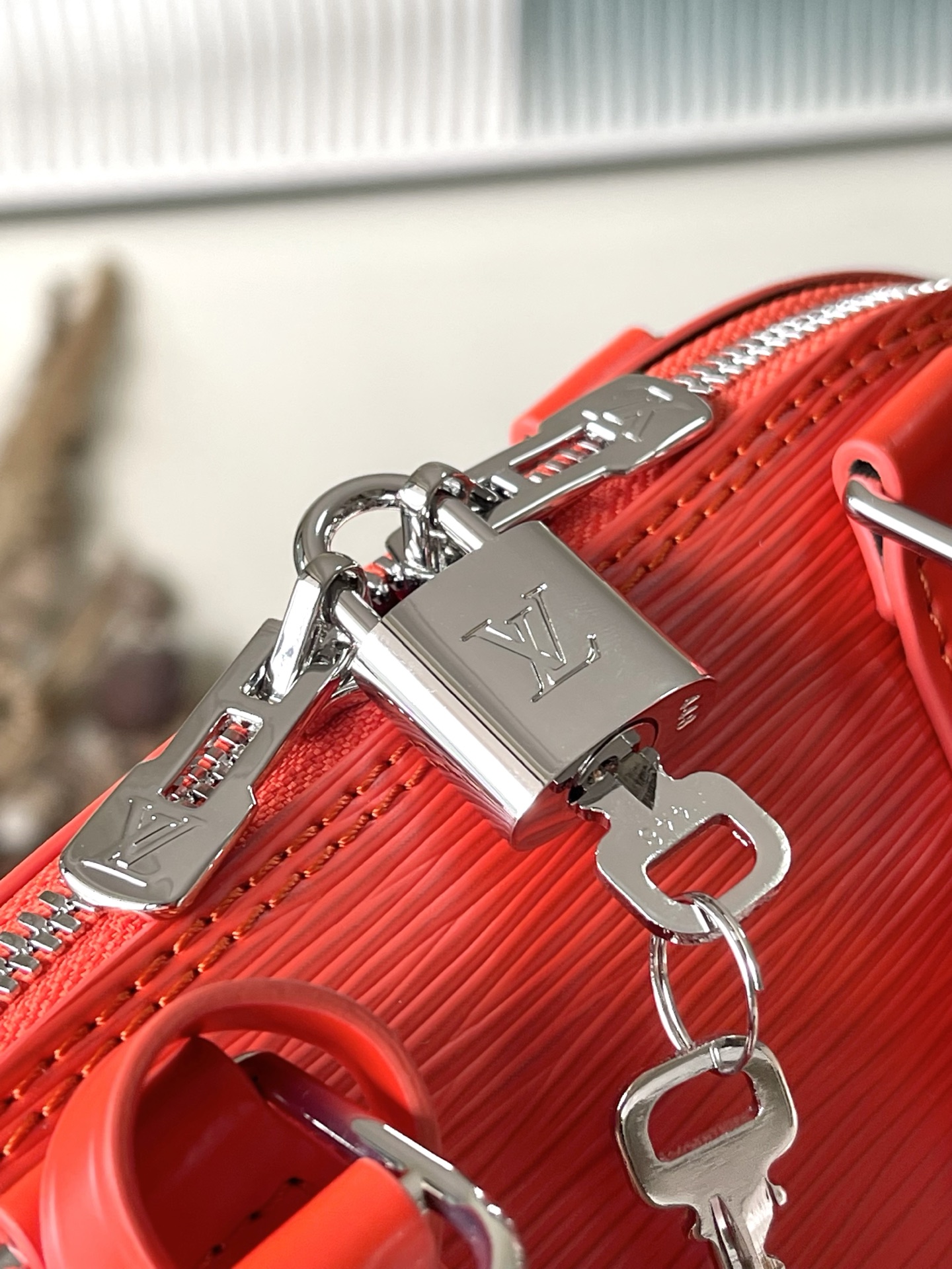 LV 一比一 Alma BB Epi 水波紋紅色手提包 迷你斜背女包| 9 LV 一比一 Alma BB Epi 水波紋紅色手提包 迷你斜背女包