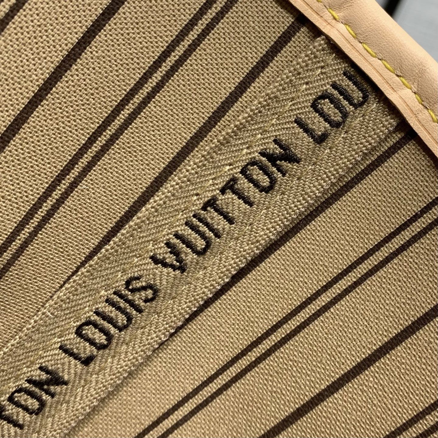 LV 復刻Neverfull老花托特包 經典深色大容量手提包| 7 LV 復刻Neverfull老花托特包 經典深色大容量手提包