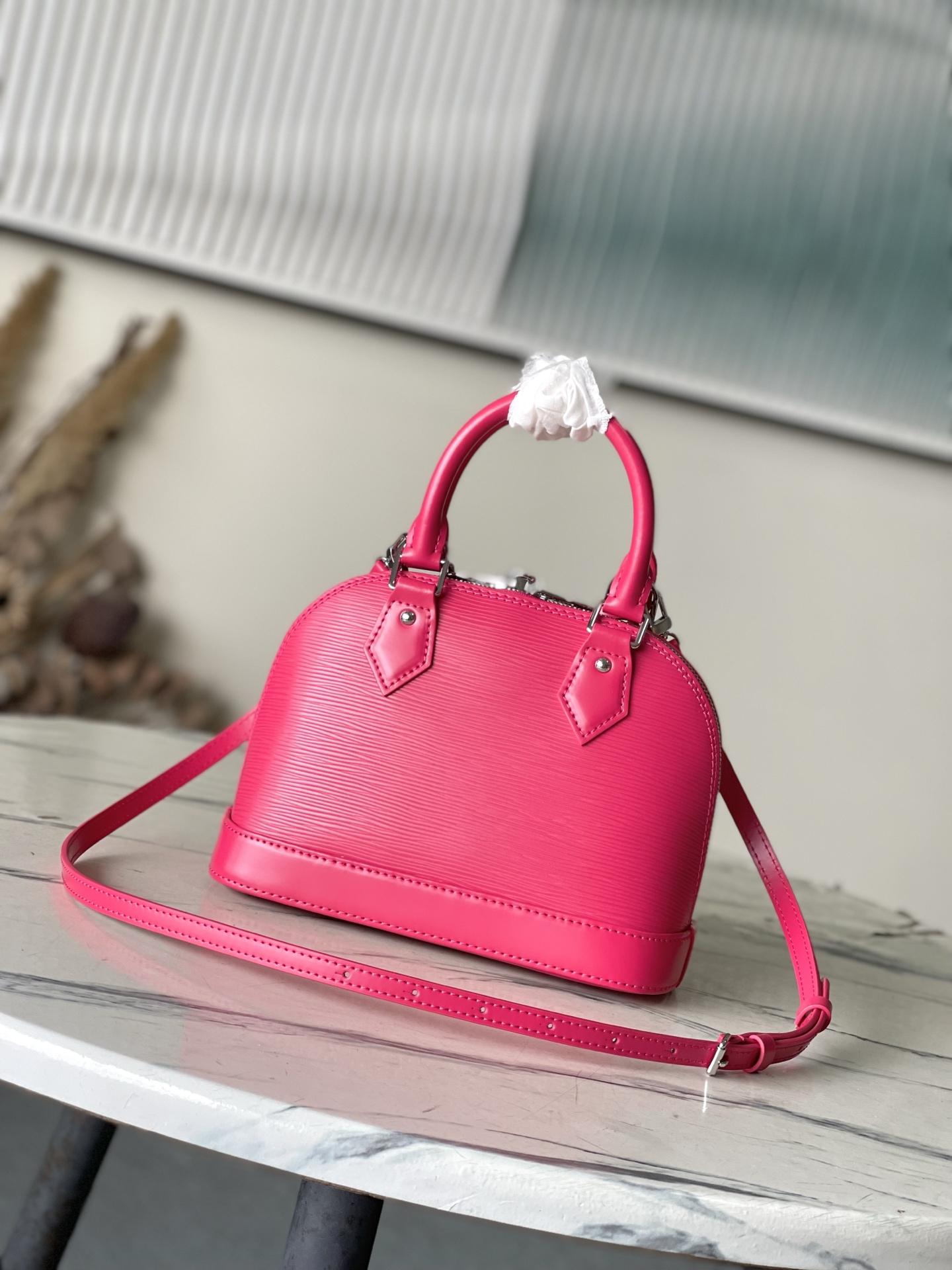 LV 原單 Alma BB Epi 水波紋桃紅色迷你手提包 女士斜背包| 13 LV 原單 Alma BB Epi 水波紋桃紅色迷你手提包 女士斜背包
