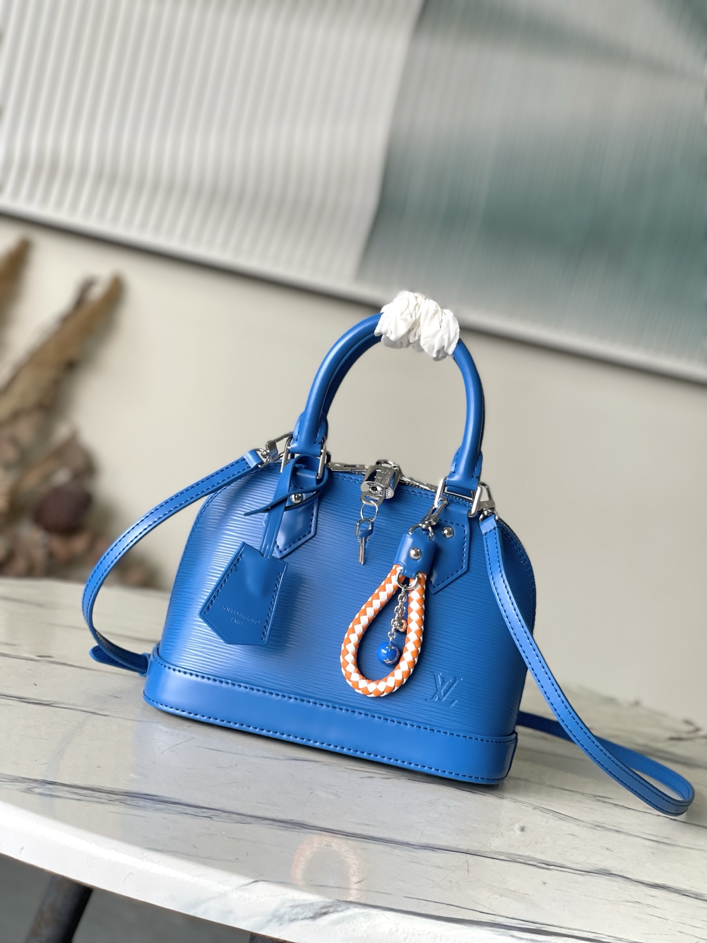 LV A貨 Alma BB Epi 水波紋藍色手提包 迷你女士斜背包