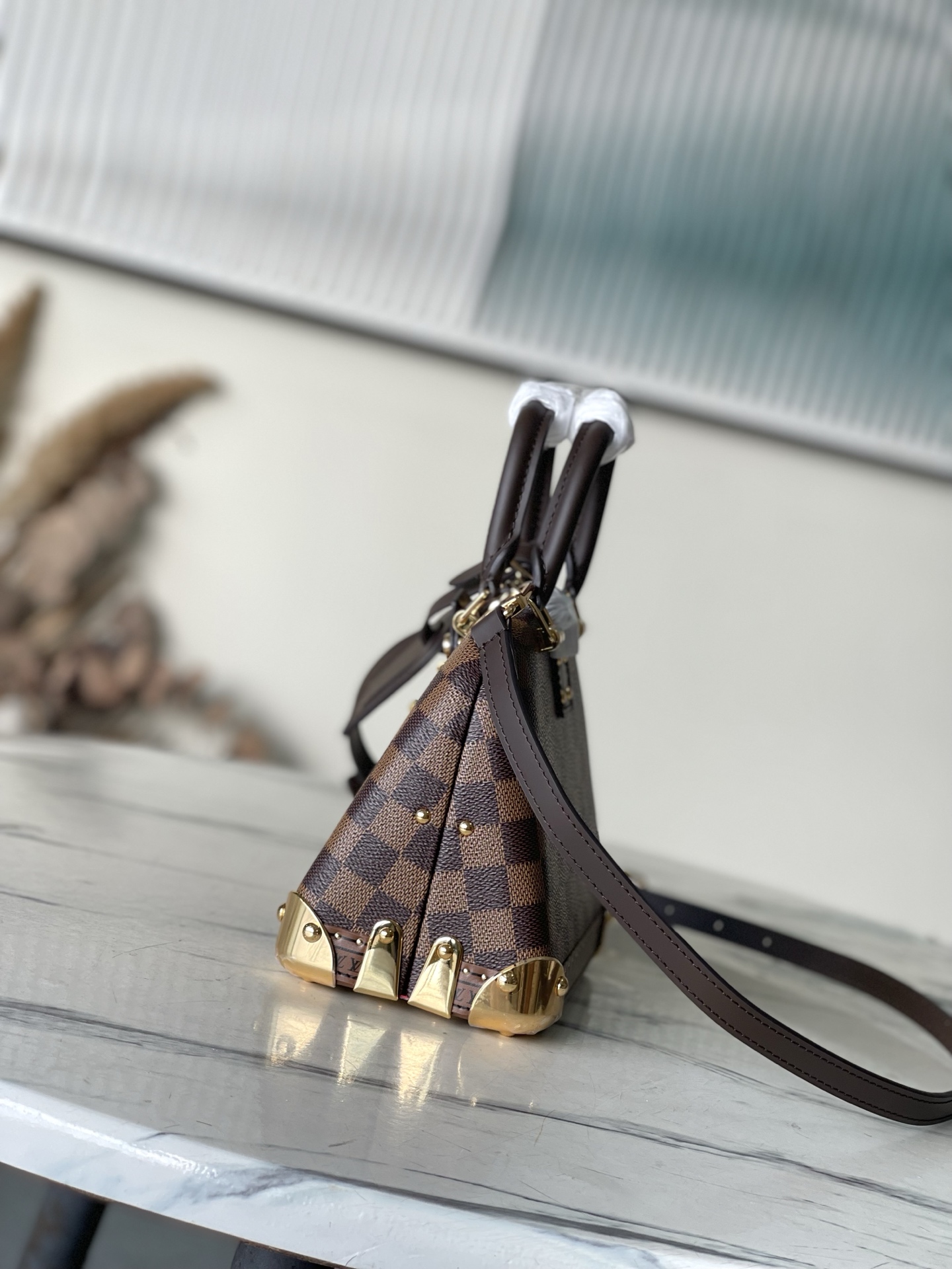LV 一比一 Damier Ebene 棋盤格 Petite Malle 小硬箱手提斜背包| 14 LV 一比一 Damier Ebene 棋盤格 Petite Malle 小硬箱手提斜背包