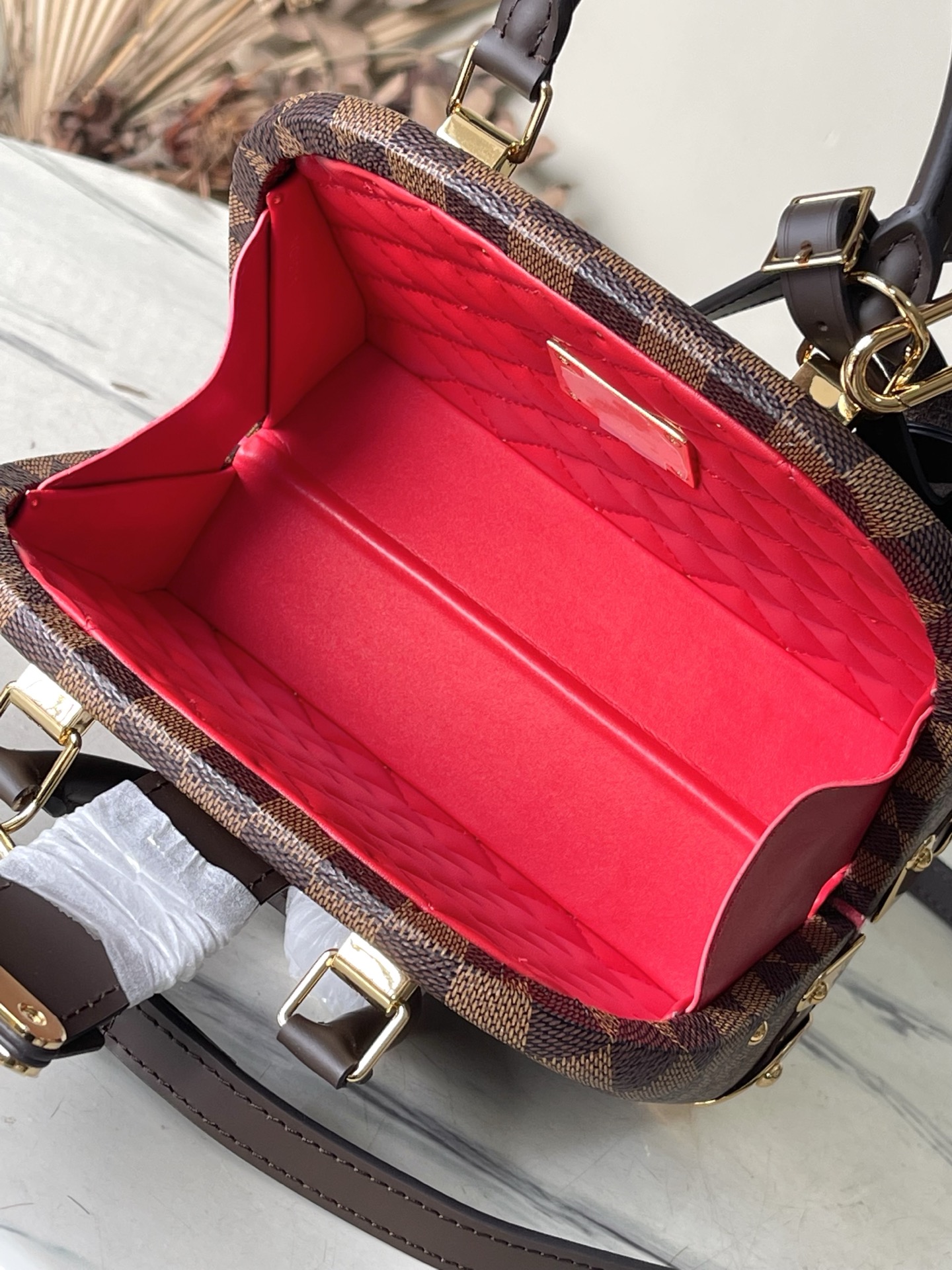 LV 一比一 Damier Ebene 棋盤格 Petite Malle 小硬箱手提斜背包| 7 LV 一比一 Damier Ebene 棋盤格 Petite Malle 小硬箱手提斜背包