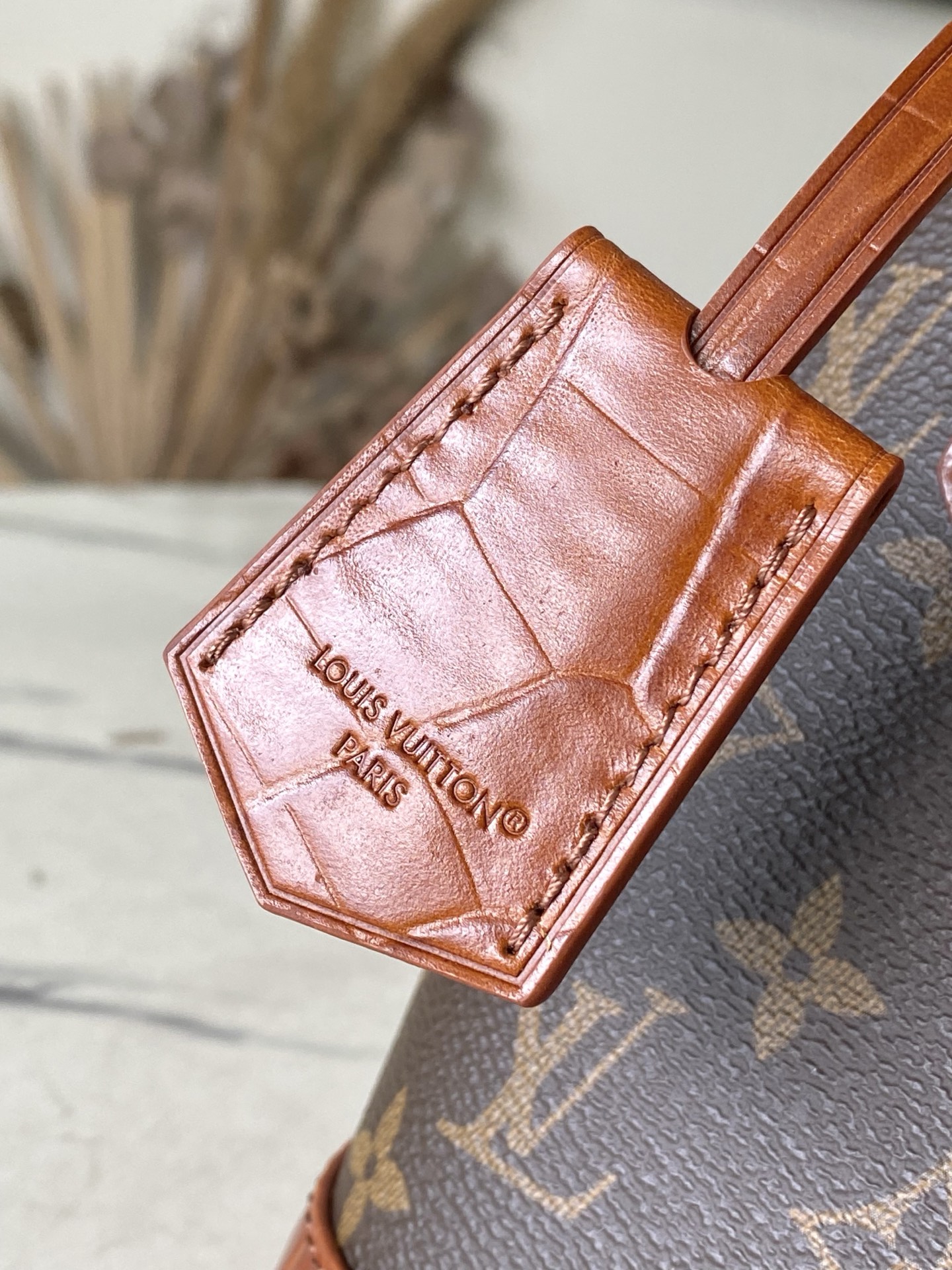 LV 原單 Alma BB Monogram 老花棕色鱷魚紋拼接手提斜背包| 11 LV 原單 Alma BB Monogram 老花棕色鱷魚紋拼接手提斜背包