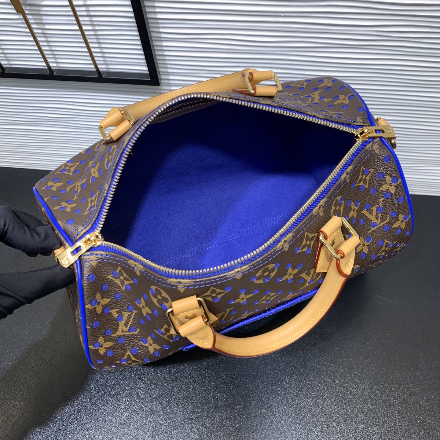 LV A貨 Speedy Monogram 藍色鏤空老花手提包 大容量肩背包| 17 LV A貨 Speedy Monogram 藍色鏤空老花手提包 大容量肩背包