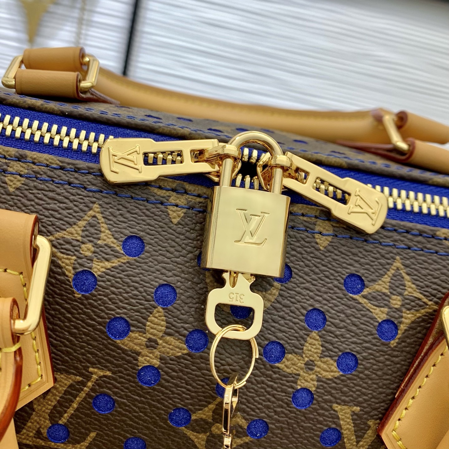 LV A貨 Speedy Monogram 藍色鏤空老花手提包 大容量肩背包| 9 LV A貨 Speedy Monogram 藍色鏤空老花手提包 大容量肩背包