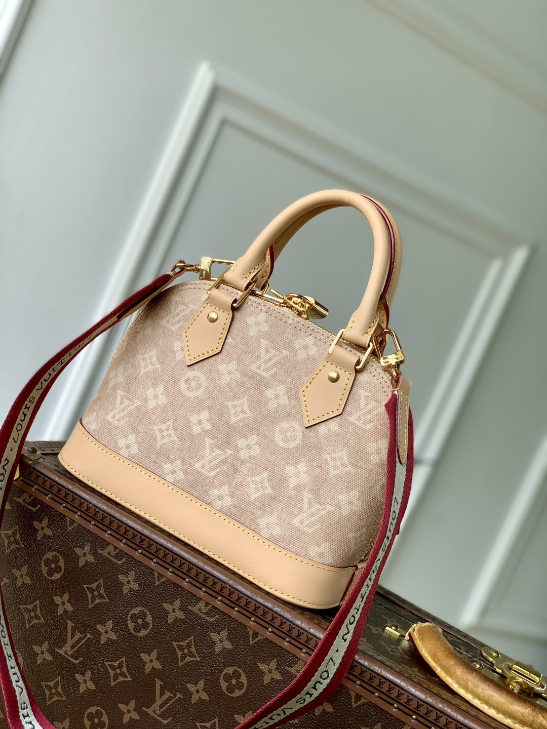 LV A貨 Alma Monogram 淺粉老花貝殼包 寬肩帶手提斜背女包| 13 LV A貨 Alma Monogram 淺粉老花貝殼包 寬肩帶手提斜背女包