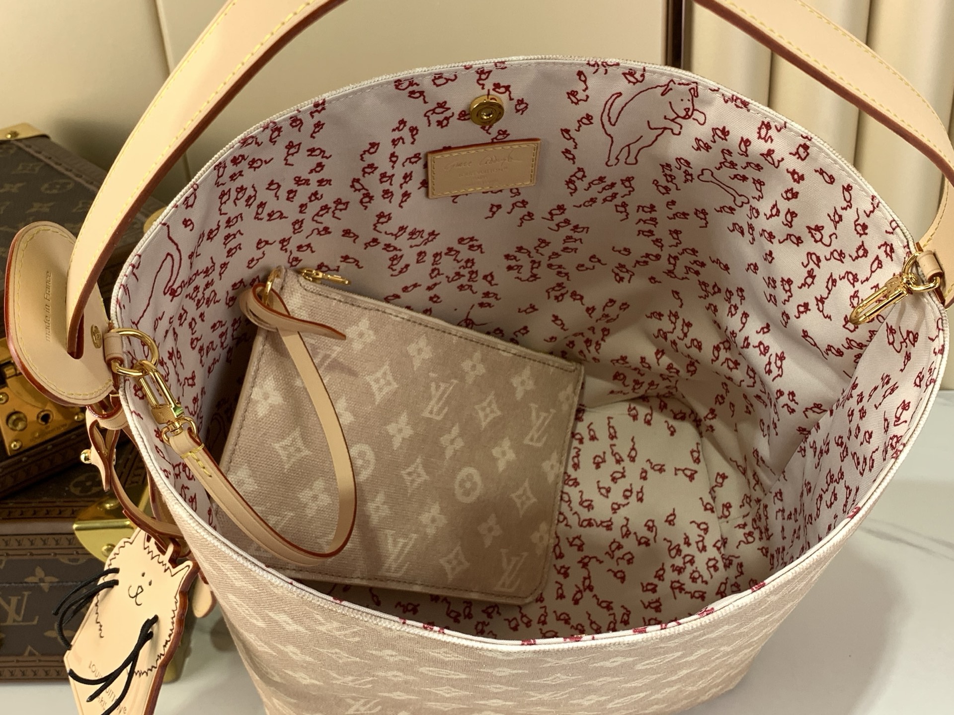 LV 高仿 CarryAll Monogram 淺粉老花大容量水桶包 女士單肩包| 9 LV 高仿 CarryAll Monogram 淺粉老花大容量水桶包 女士單肩包