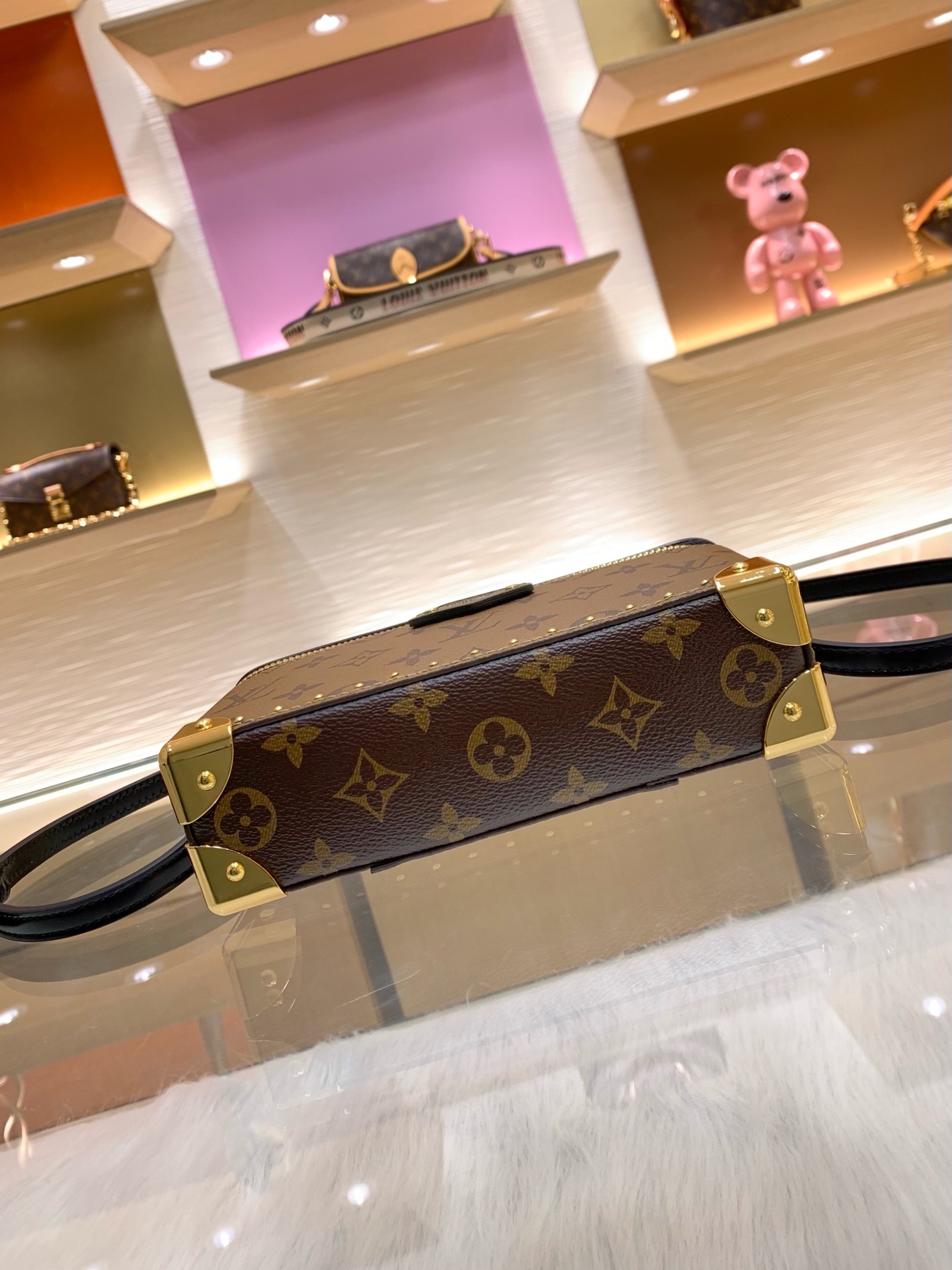 LV 原單 Monogram Vanity Case 老花化妝箱包 黑色皮革鏈條斜背包| 12 LV 原單 Monogram Vanity Case 老花化妝箱包 黑色皮革鏈條斜背包