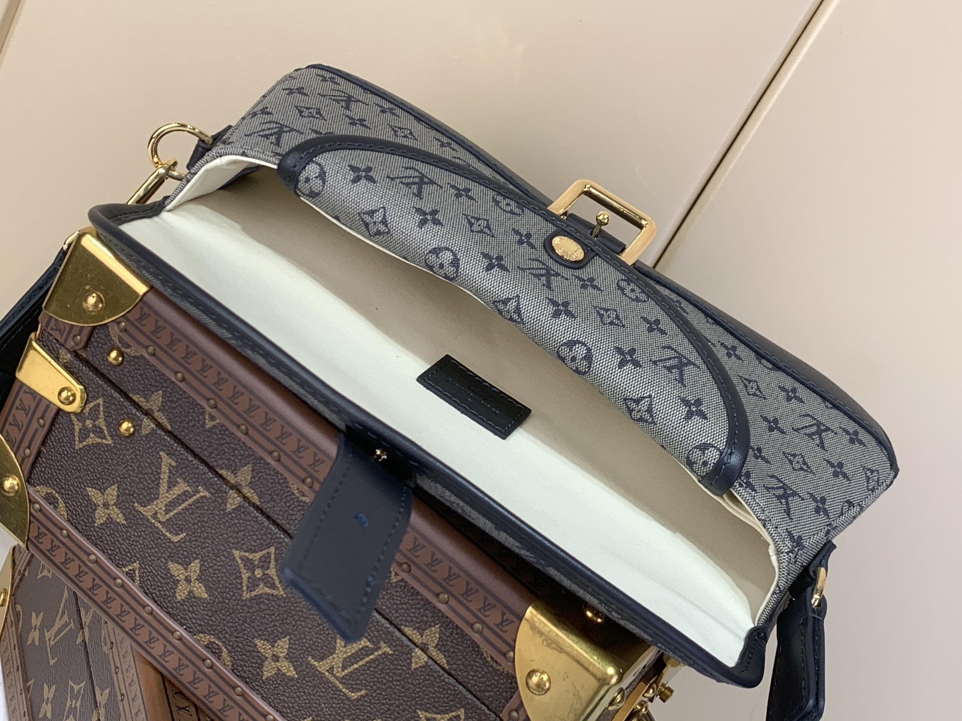 LV高仿復古老花馬鞍包 灰藍色緹花翻蓋單肩斜背女包