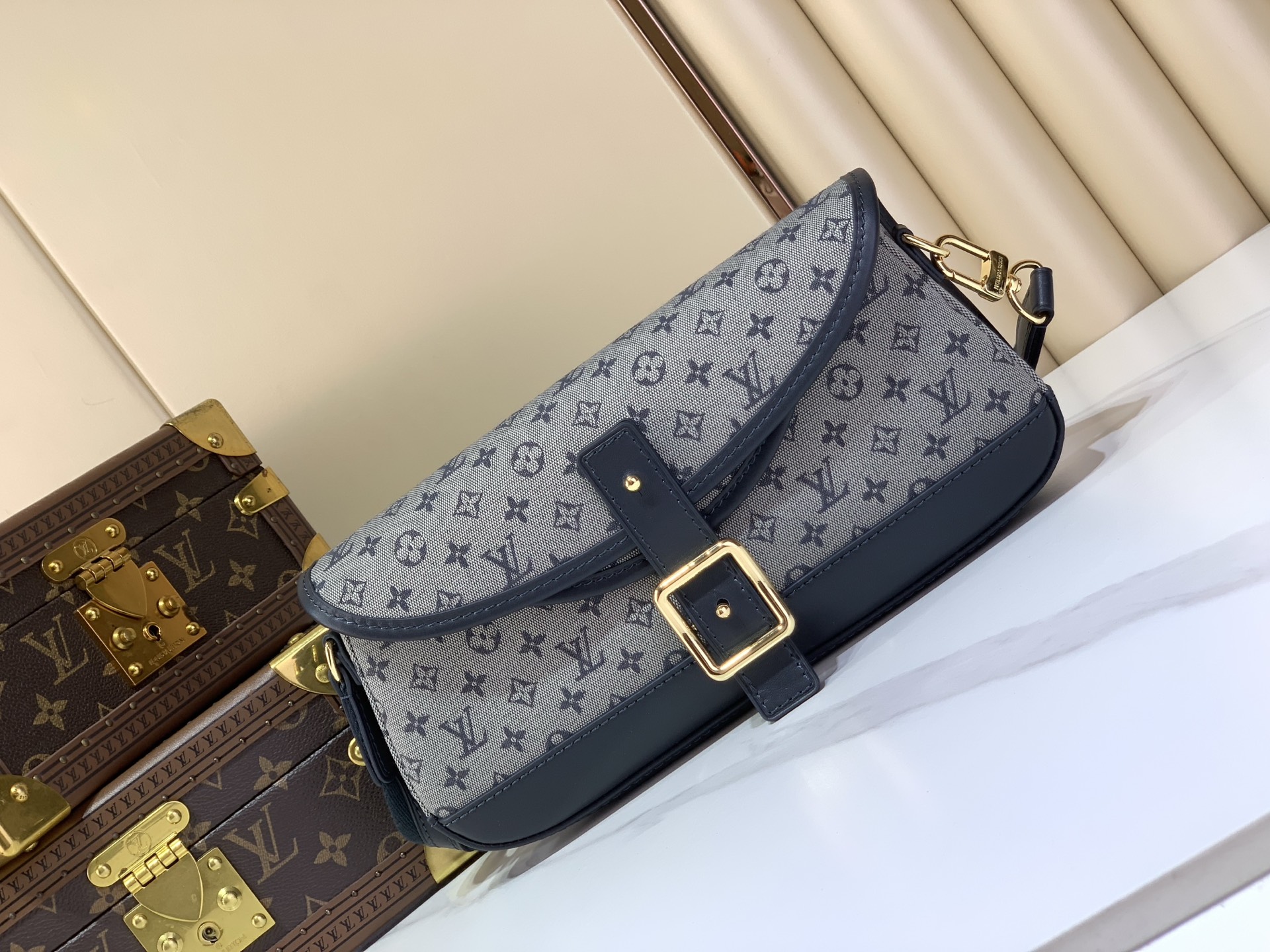 LV高仿復古老花馬鞍包 灰藍色緹花翻蓋單肩斜背女包
