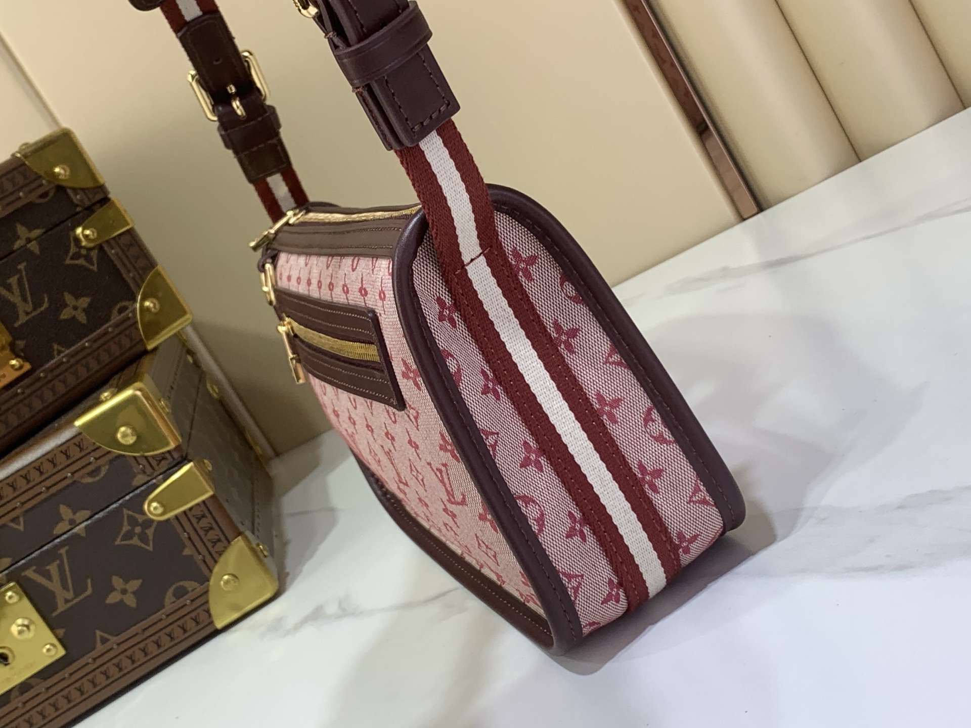 LV高仿酒紅老花腋下包 緹花拉鍊復古單肩女包| 14 LV高仿酒紅老花腋下包 緹花拉鍊復古單肩女包