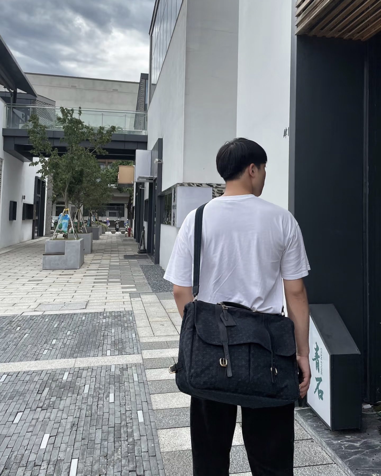 LV一比一深藍老花公事包 雙扣大容量手提商務男包| 19 LV一比一深藍老花公事包 雙扣大容量手提商務男包