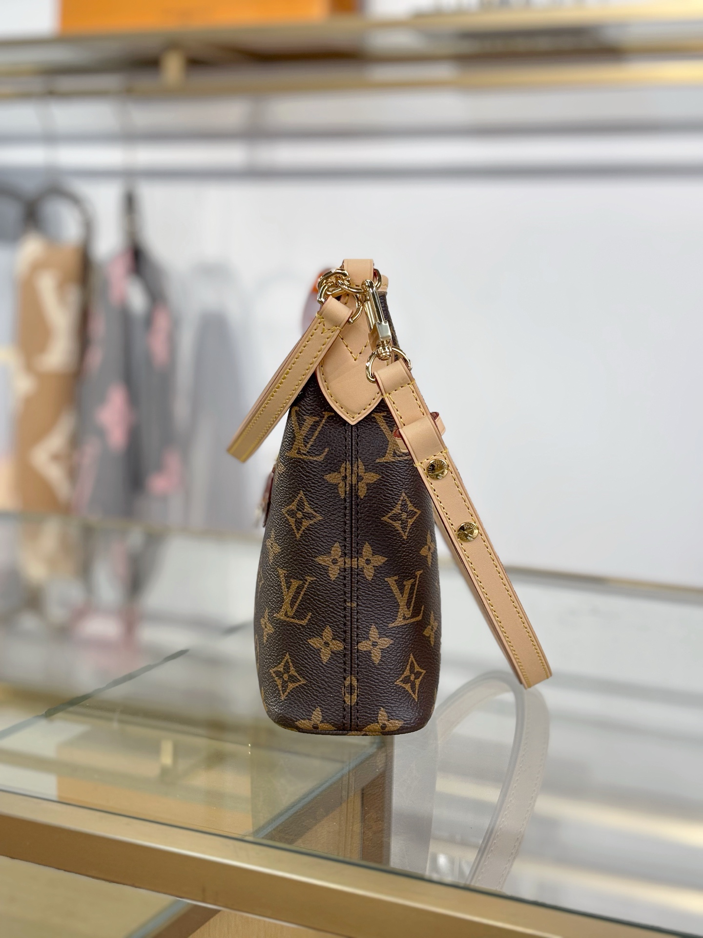 LV高仿Monogram老花腋下包 復古焦糖色肩帶女士單肩包