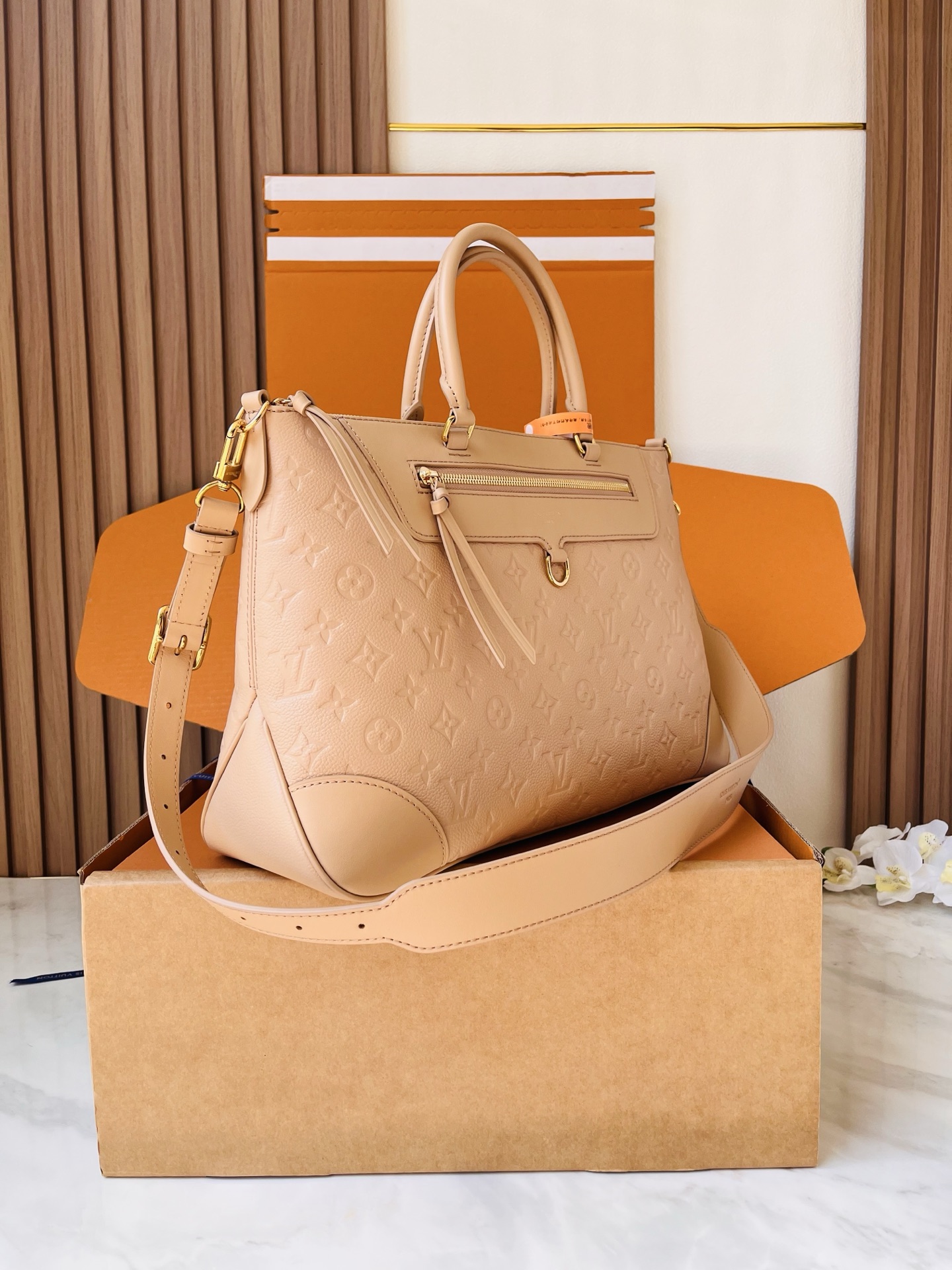 LV一比一裸粉色Monogram Empreinte大號手提包 女士通勤斜背包