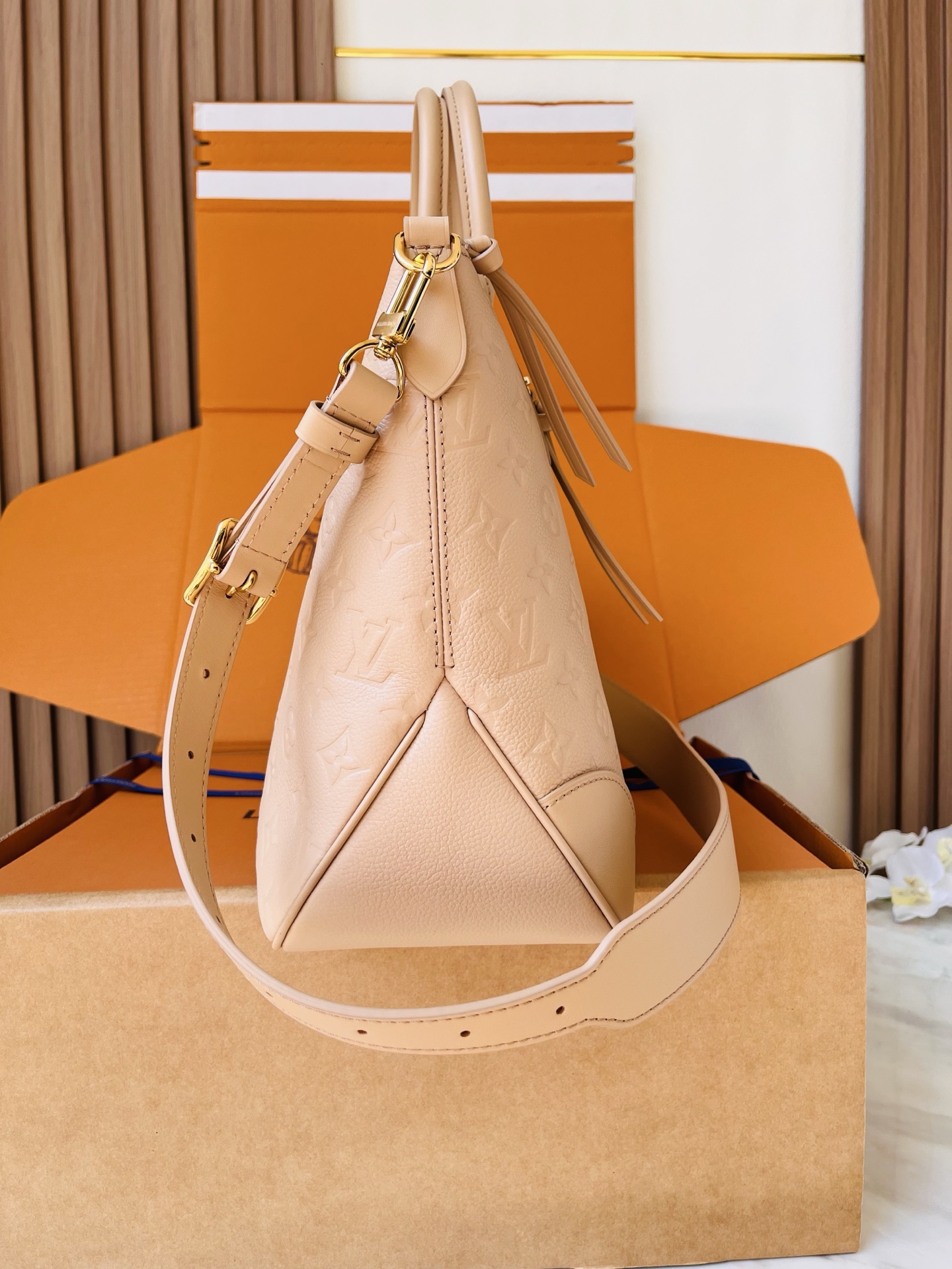 LV一比一裸粉色Monogram Empreinte大號手提包 女士通勤斜背包