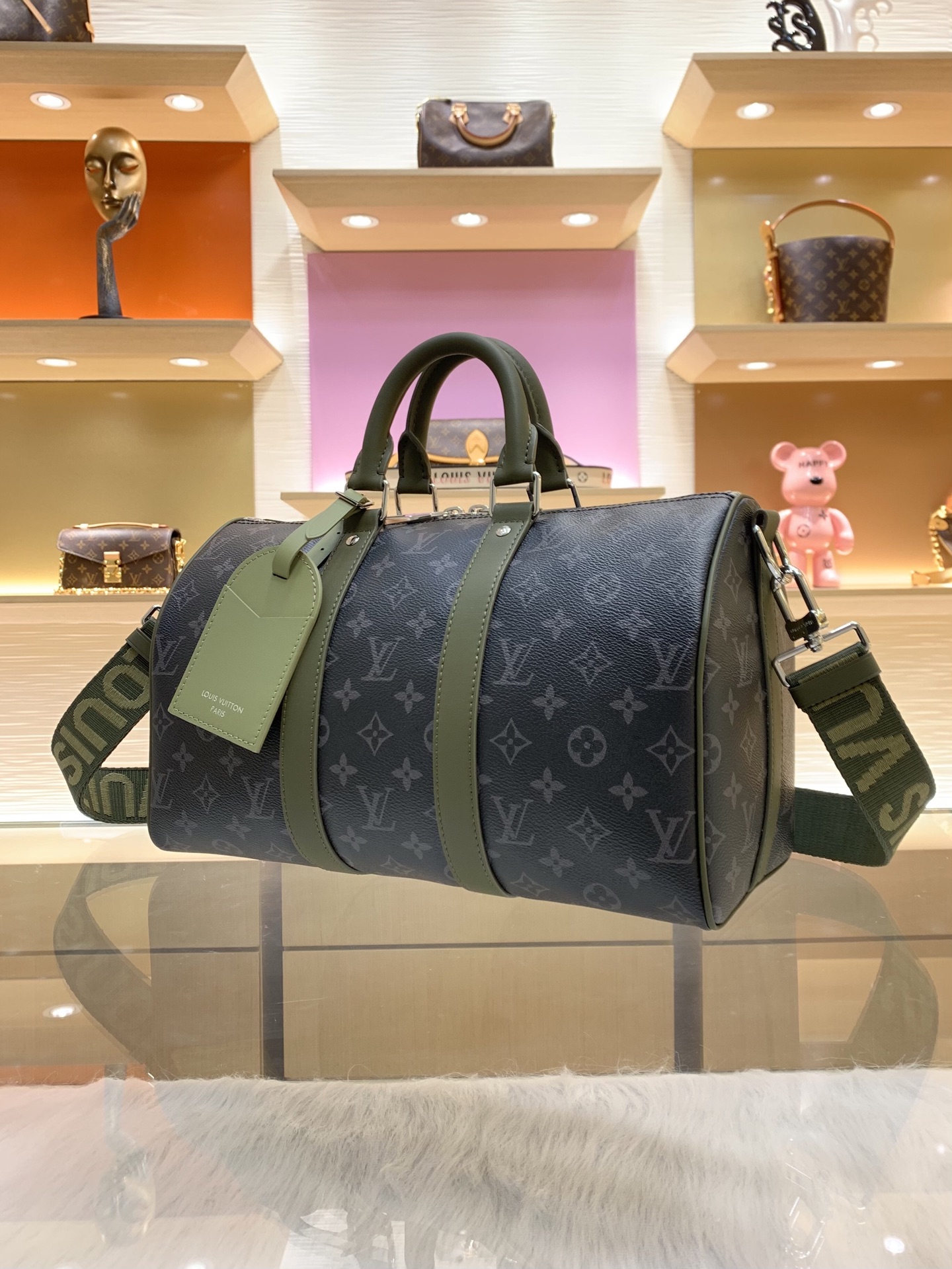 LV A貨男女款Keepall黑灰老花旅行袋軍綠拼接大容量2026休閒旅行款| 14 LV A貨男女款Keepall黑灰老花旅行袋軍綠拼接大容量2026休閒旅行款