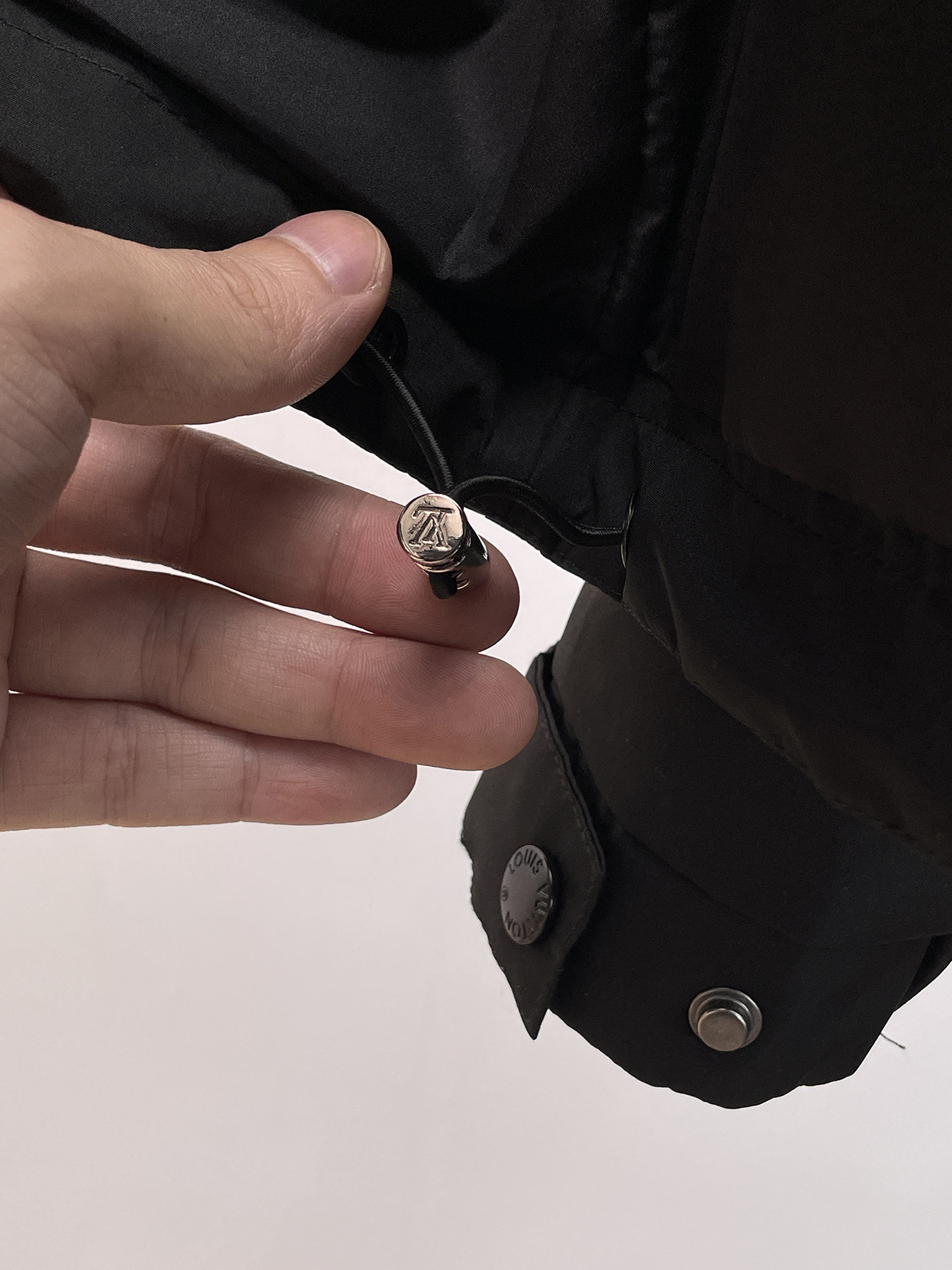 原單LV男士外套 黑色Monogram拼接連帽防風夾克