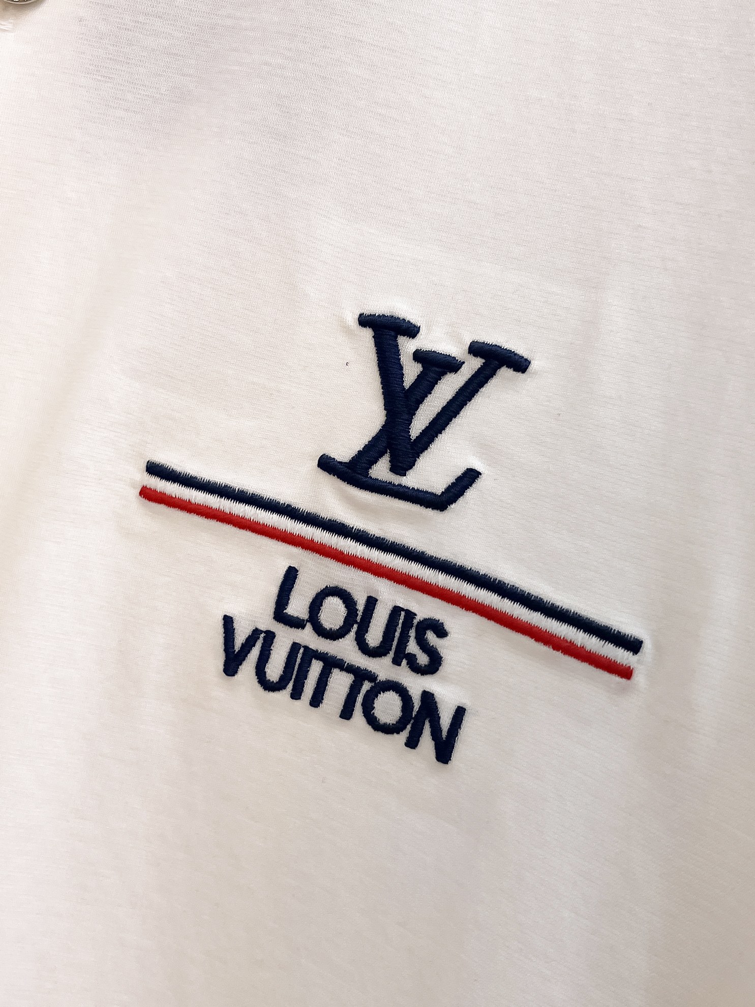 一比一LV男士Polo衫 白色短袖胸前字母Logo翻領上衣| 9 一比一LV男士Polo衫 白色短袖胸前字母Logo翻領上衣