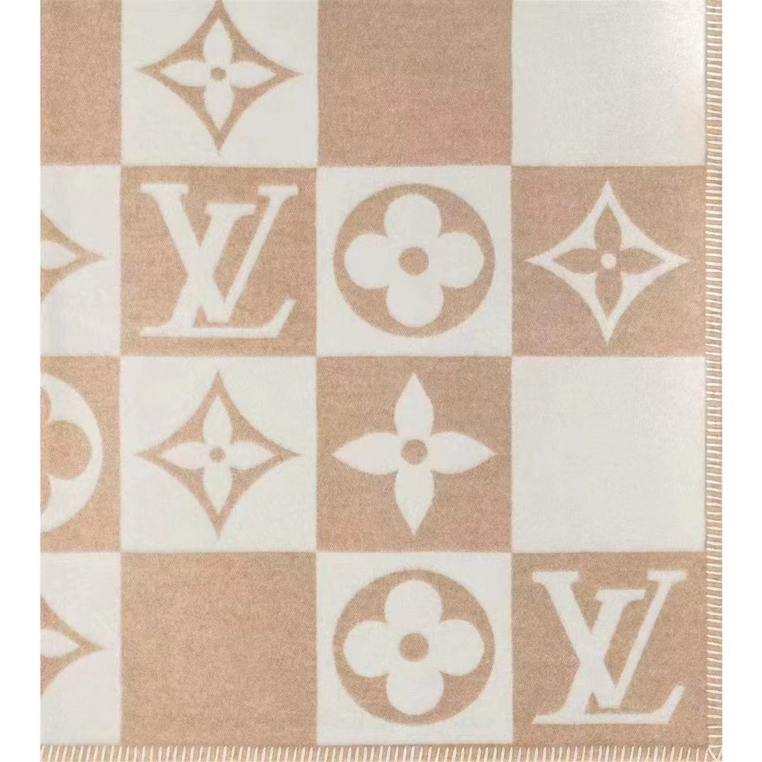 LV高仿棋盤格毛毯抱枕兩用沙發毯居家裝飾毯| 14 LV高仿棋盤格毛毯抱枕兩用沙發毯居家裝飾毯