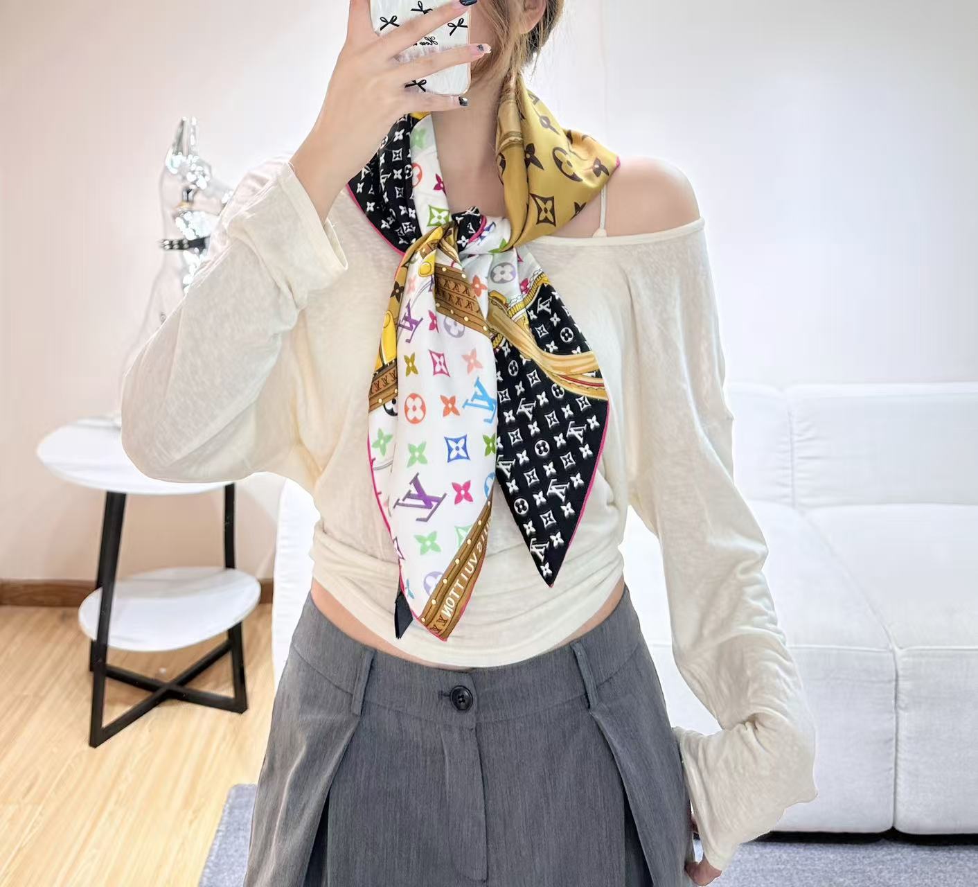 LV原單彩色印花絲巾多用途細長圍巾女款