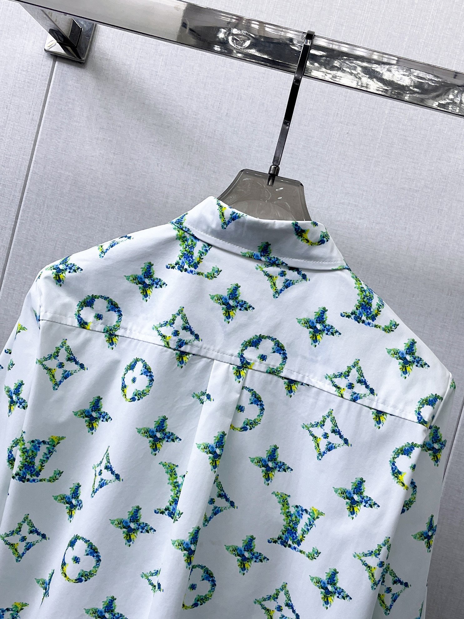 LV A貨藍綠花Monogram印花襯衫 男士長袖百搭襯衣| 12 LV A貨藍綠花Monogram印花襯衫 男士長袖百搭襯衣
