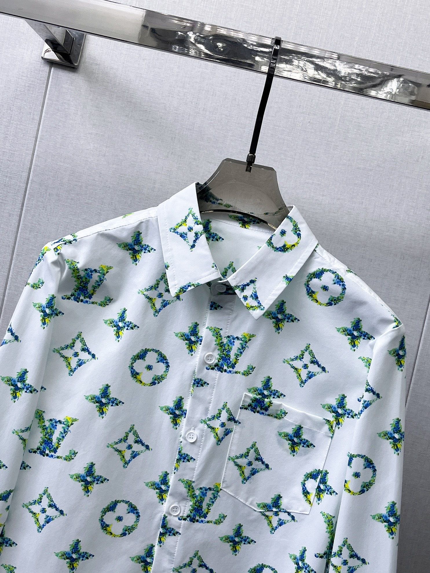 LV A貨藍綠花Monogram印花襯衫 男士長袖百搭襯衣| 10 LV A貨藍綠花Monogram印花襯衫 男士長袖百搭襯衣